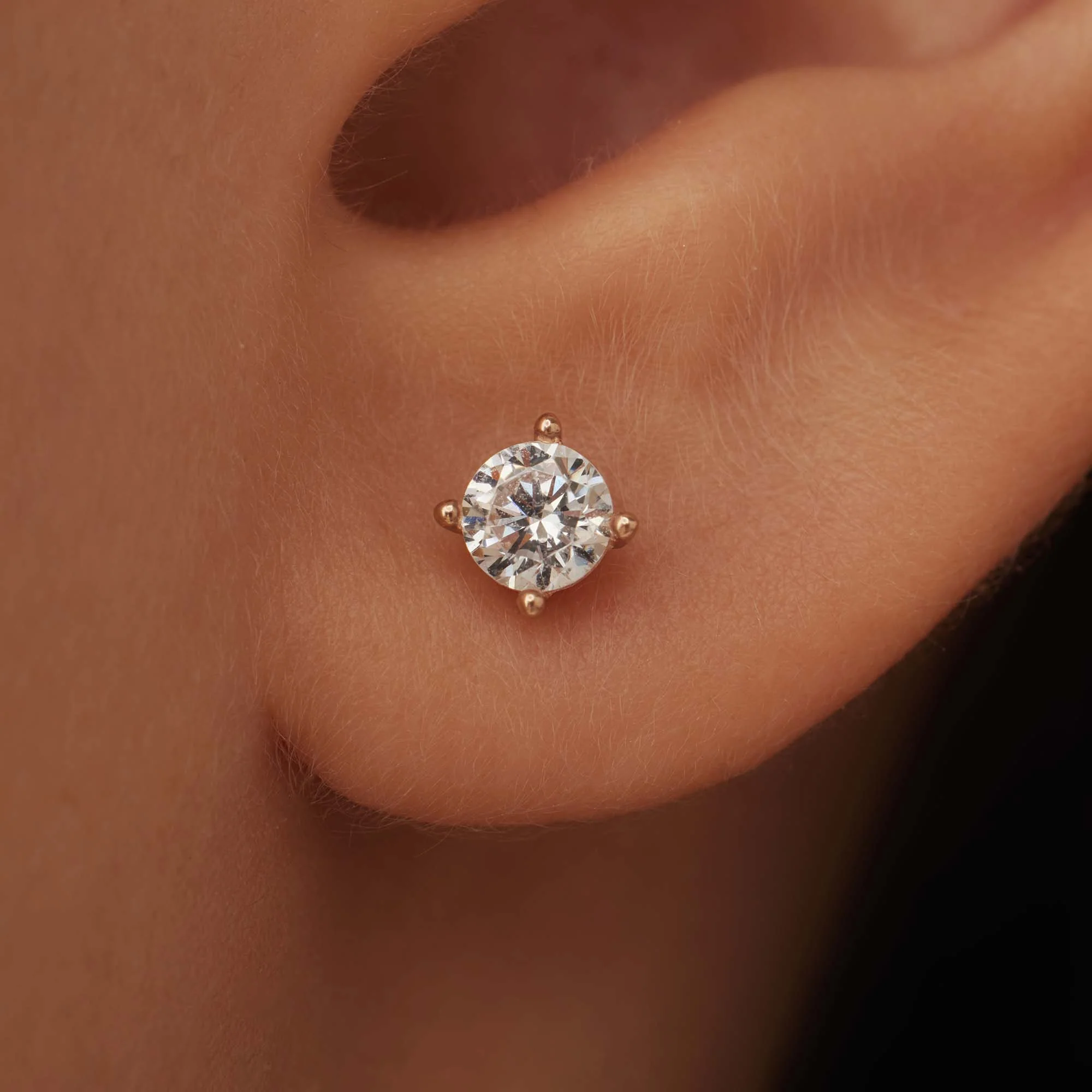 Isabel Bernard La Concorde Lourdes 14 Carat Rosegolden Ear Studs IB360208 - Image 3