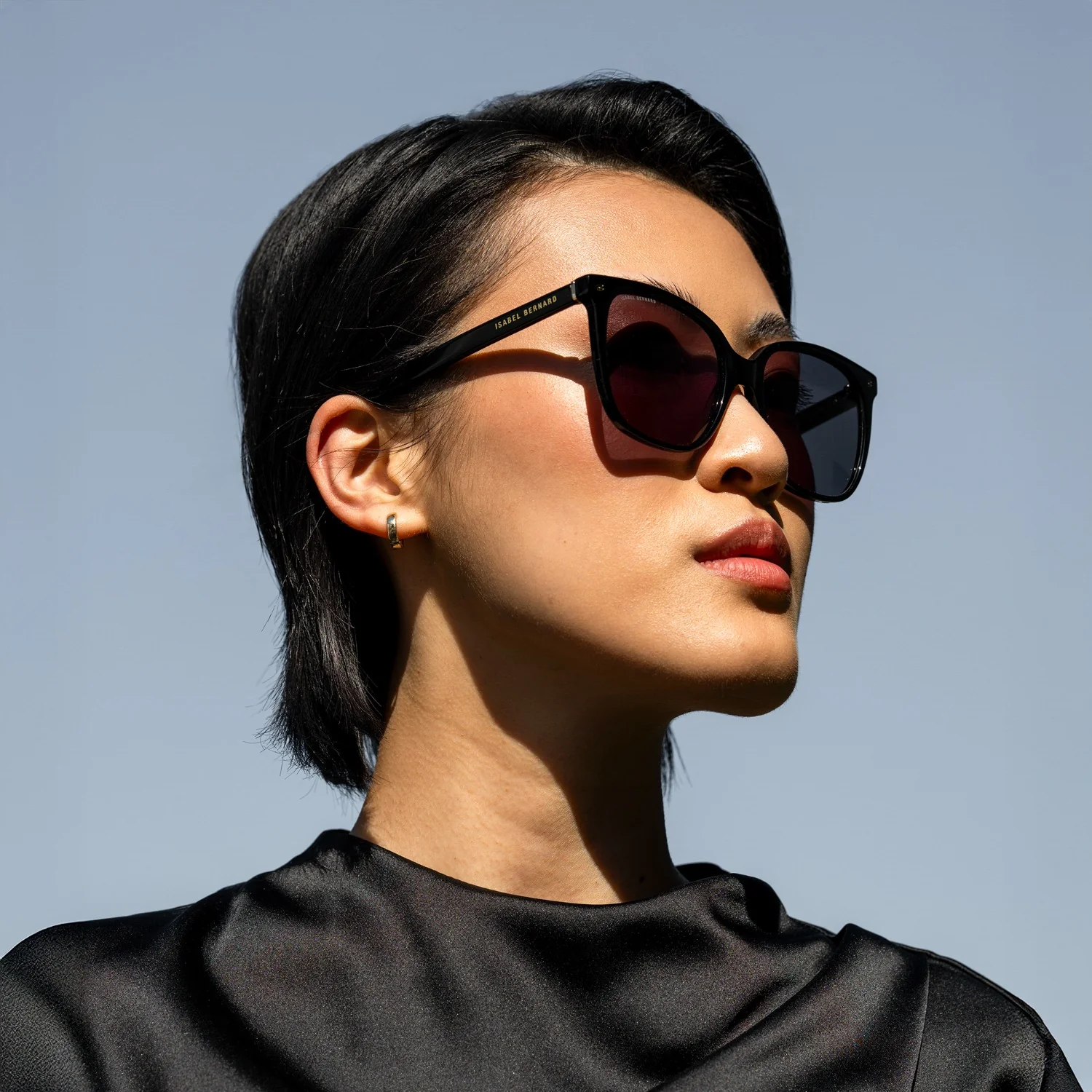 Isabel Bernard La Villette Raison Black Vierkante Sunglasses IB400007-01-01 - Image 2