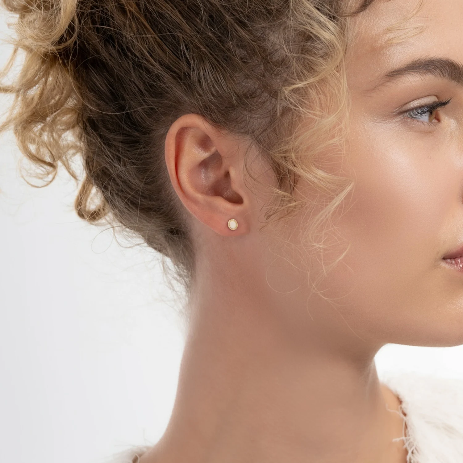 Isabel Bernard Le Marais Adeline 14 Karat Gold Earrings IB360288 - Image 3