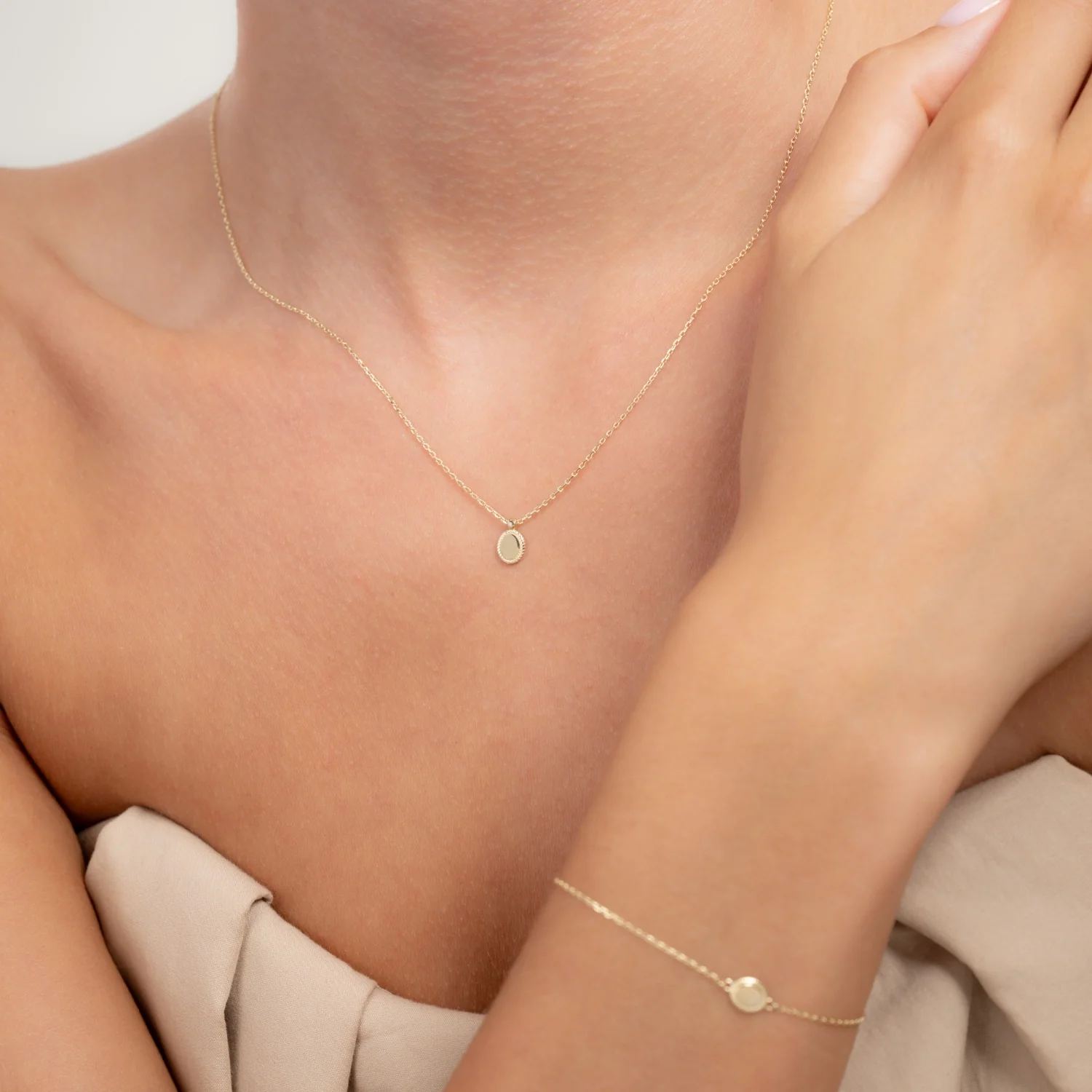 Isabel Bernard Le Marais Adeline 14 Karat Gold Necklace IB340172 - Image 2