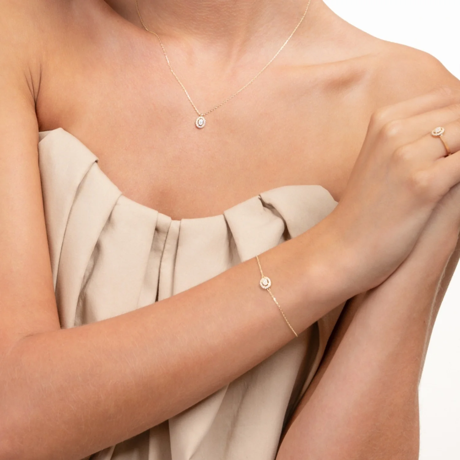 Isabel Bernard Le Marais Anne 14 Karat Gold Bracelet IB320152 - Image 3