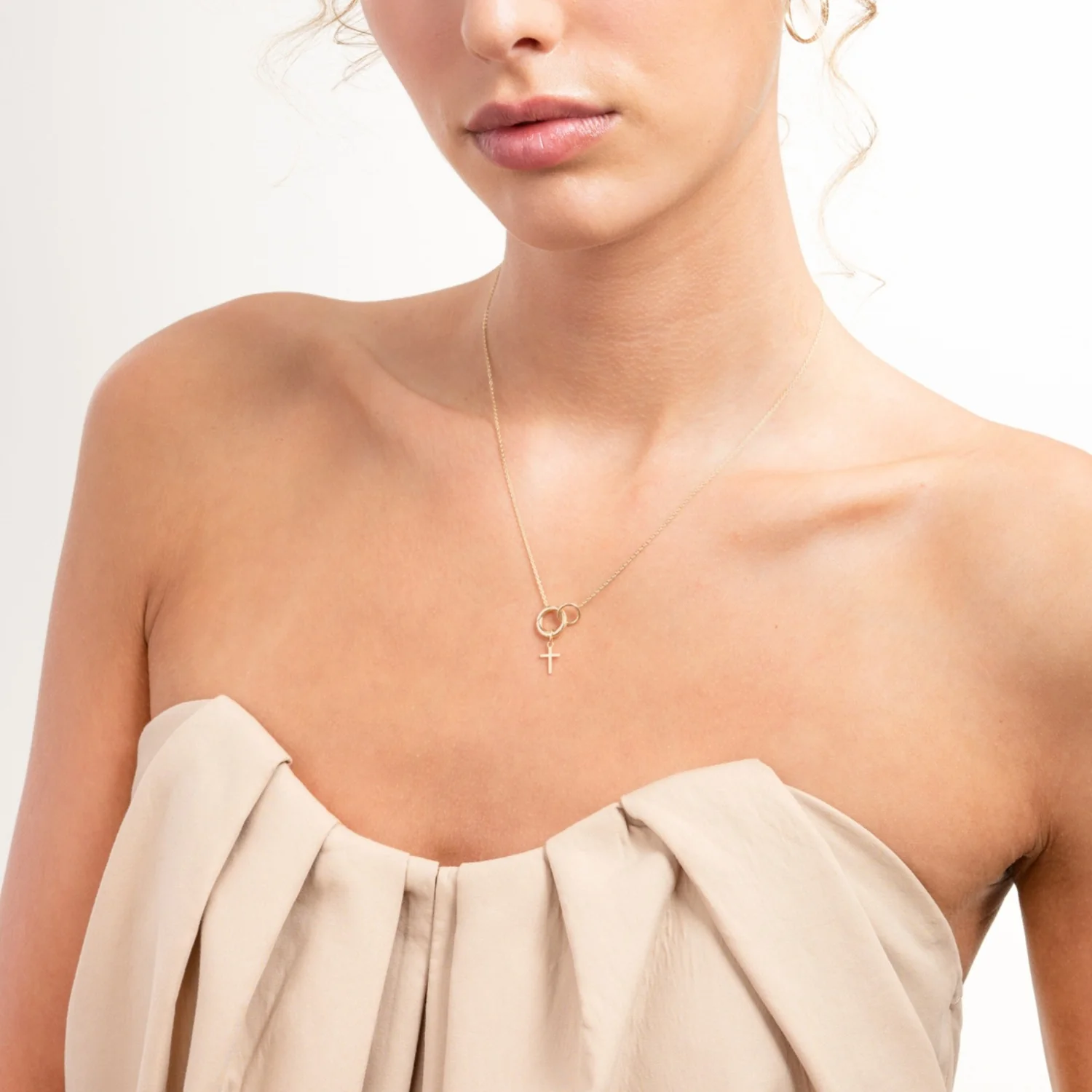 Isabel Bernard Le Marais Cross 14 karat gold charm IB350057 - Image 3