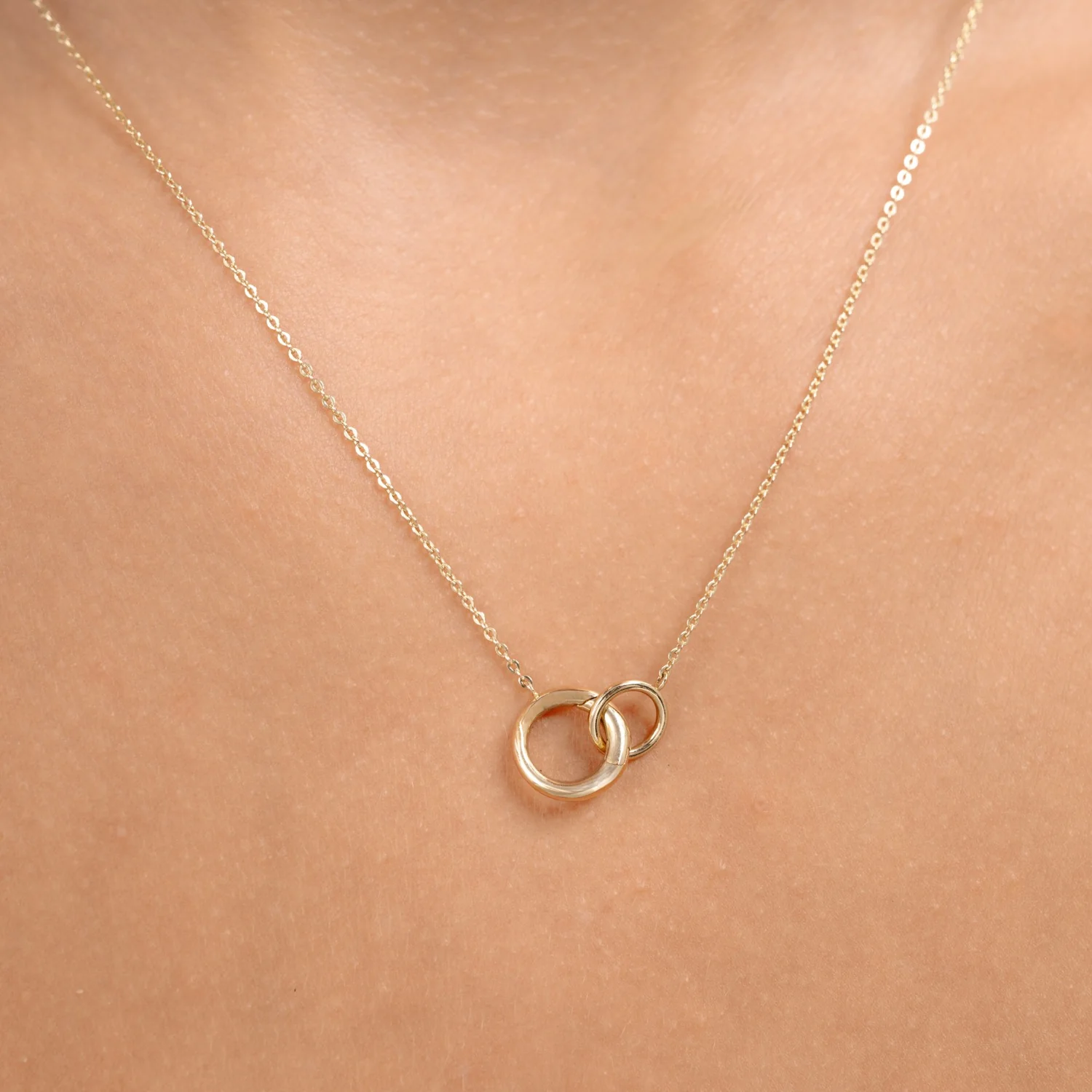 Isabel Bernard Le Marais Enlace 14 karat gold necklace IB340177 - Image 2