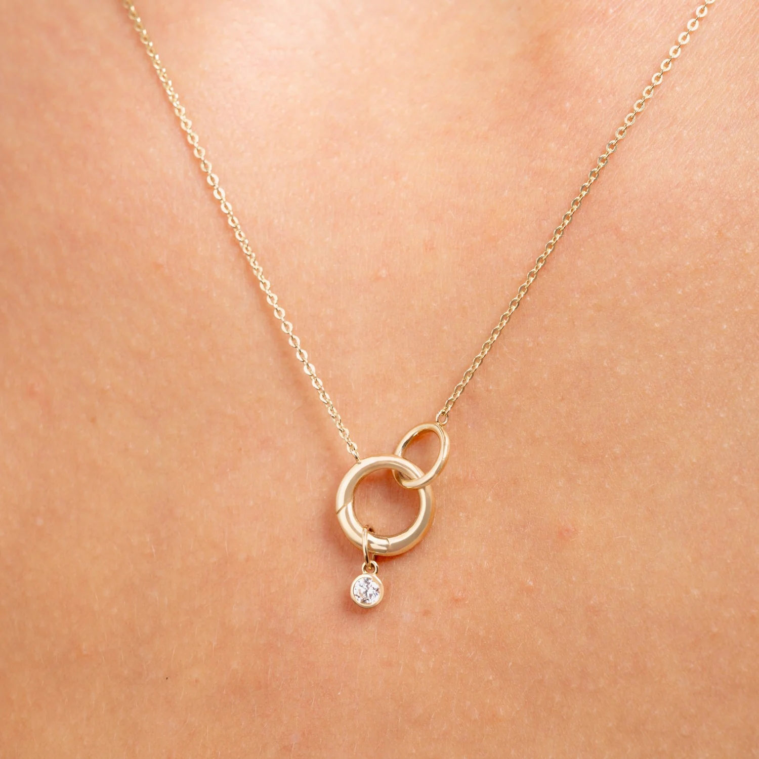 Isabel Bernard Le Marais Round Zirconia 14 karat gold charm IB350060 - Image 2