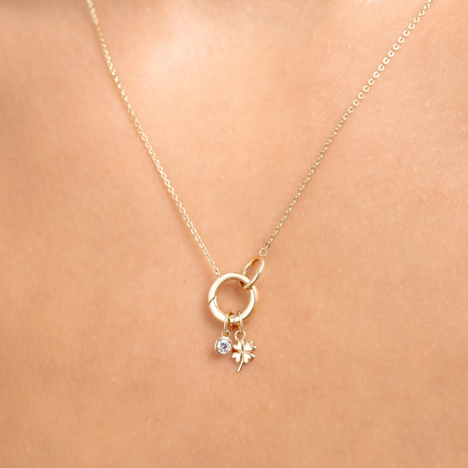Isabel Bernard Le Marais Round Zirconia 14 karat gold charm IB350060 - Image 4