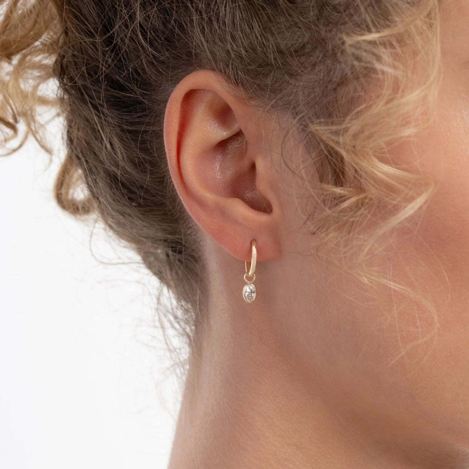 Isabel Bernard Le Marais Sophie 14 Karat Gold Hoop Earrings With Zirconia Stone IB360293 - Image 2