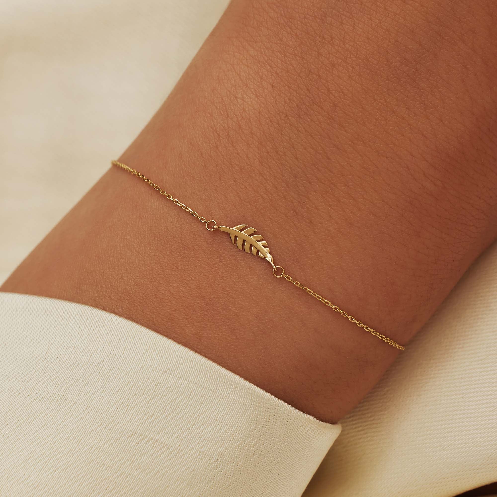 Isabel Bernard Monceau Giselle 14 Carat Golden Bracelet IB320080 - Image 3
