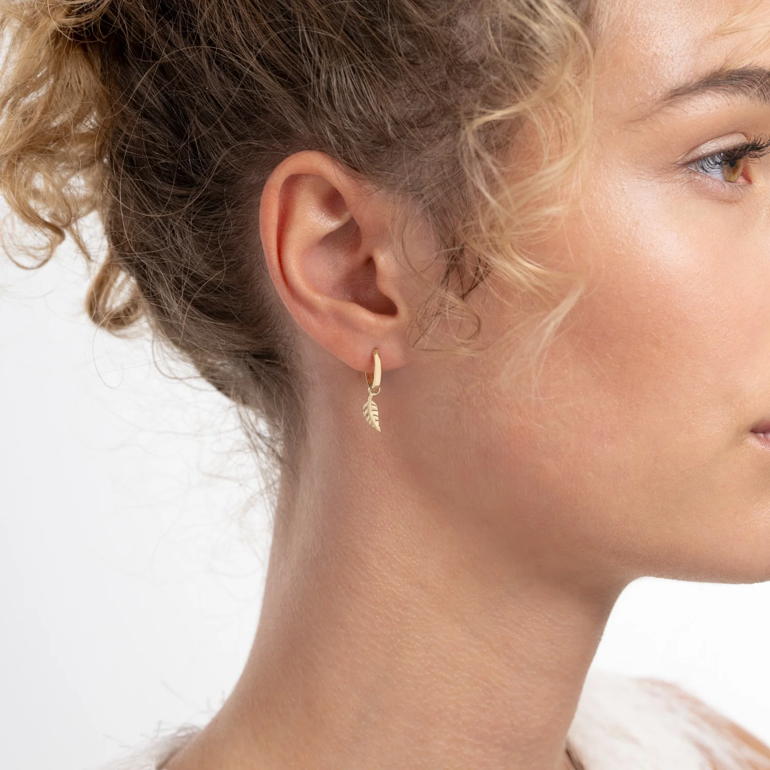 Isabel Bernard Monceau Giselle 14 Carat Golden Hoop Earrings IB360153 - Image 3