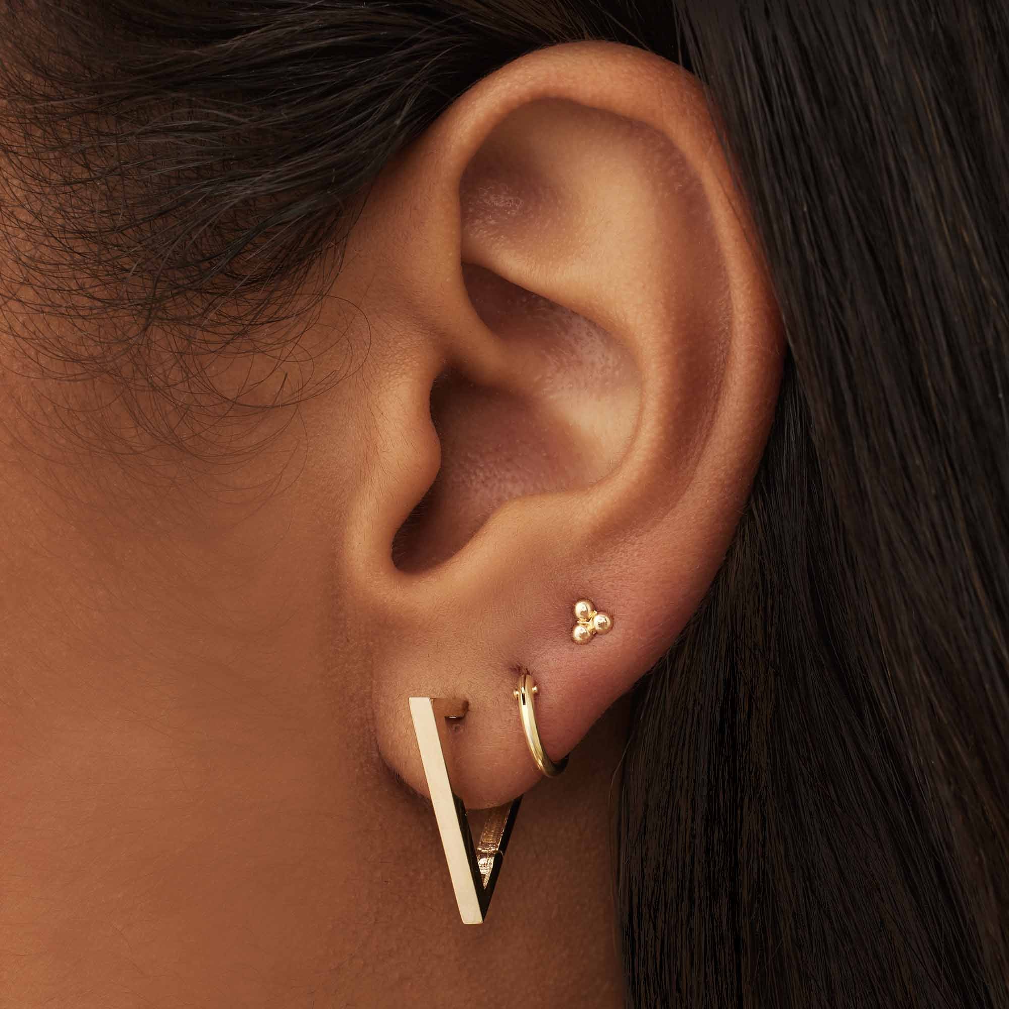 Isabel Bernard Monceau Jolie 14 Carat Golden Driehoekjes Earrings IB360253 - Image 2