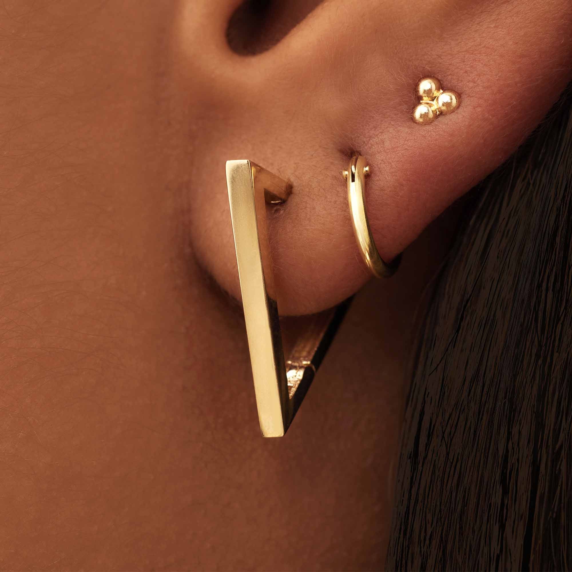 Isabel Bernard Monceau Jolie 14 Carat Golden Driehoekjes Earrings IB360253 - Image 3