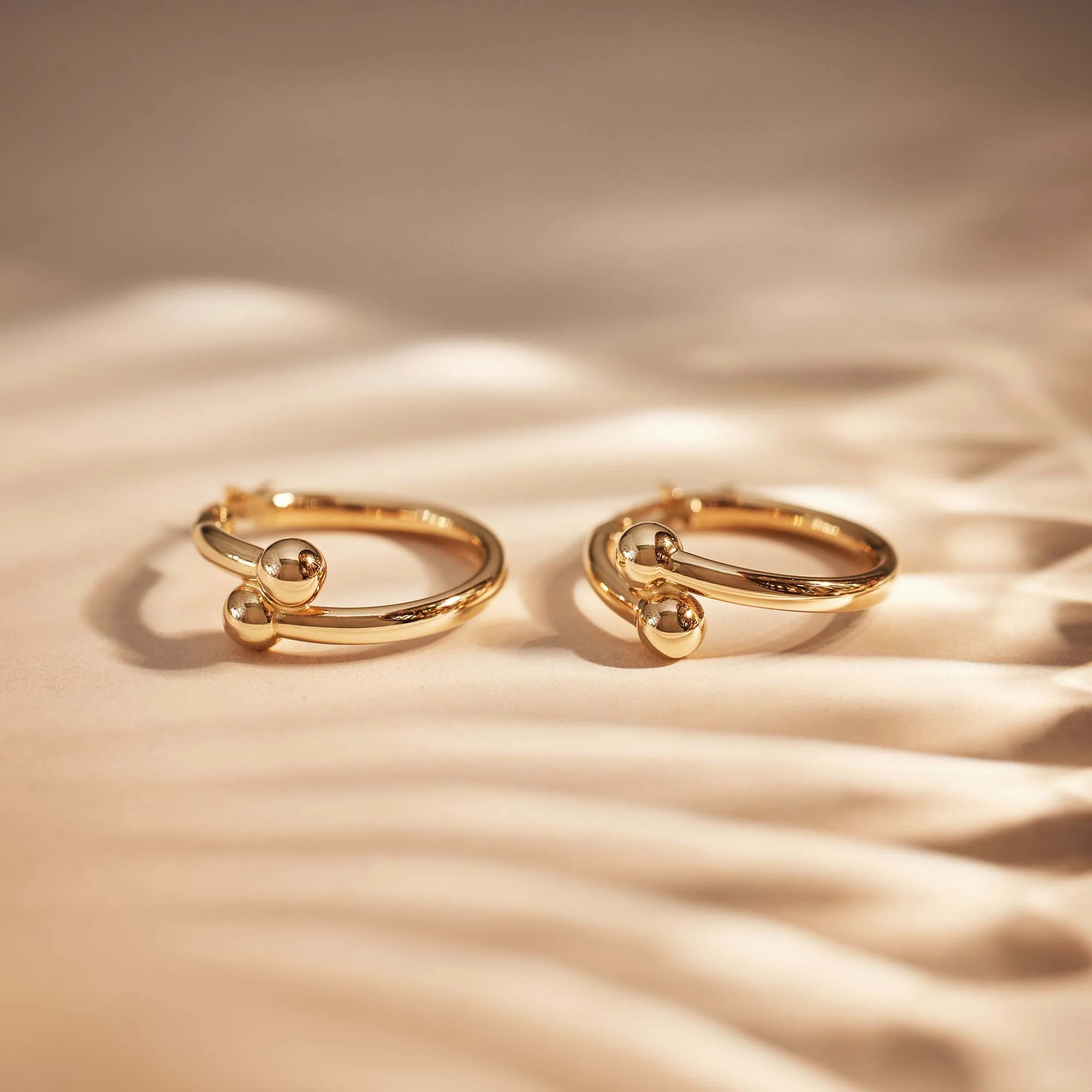 Isabel Bernard Monceau Mirell 14 Karat Gold Hoop Earrings IB360262 - Image 4