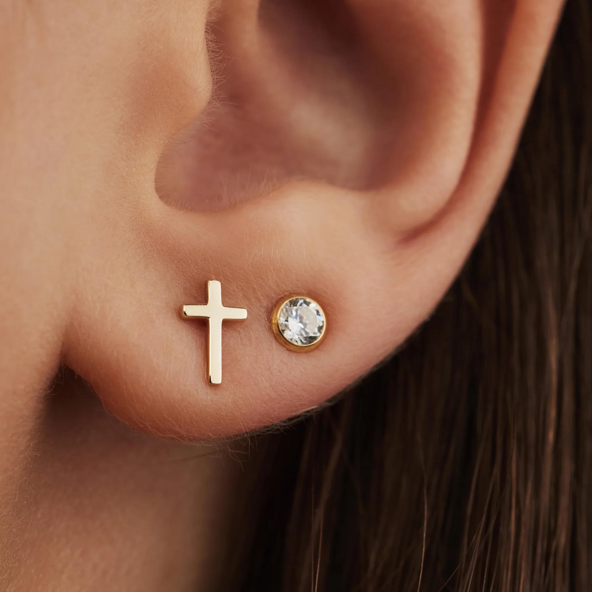 Isabel Bernard Monceau Solange 14 Carat Golden Ear Studs IB360121 - Image 3