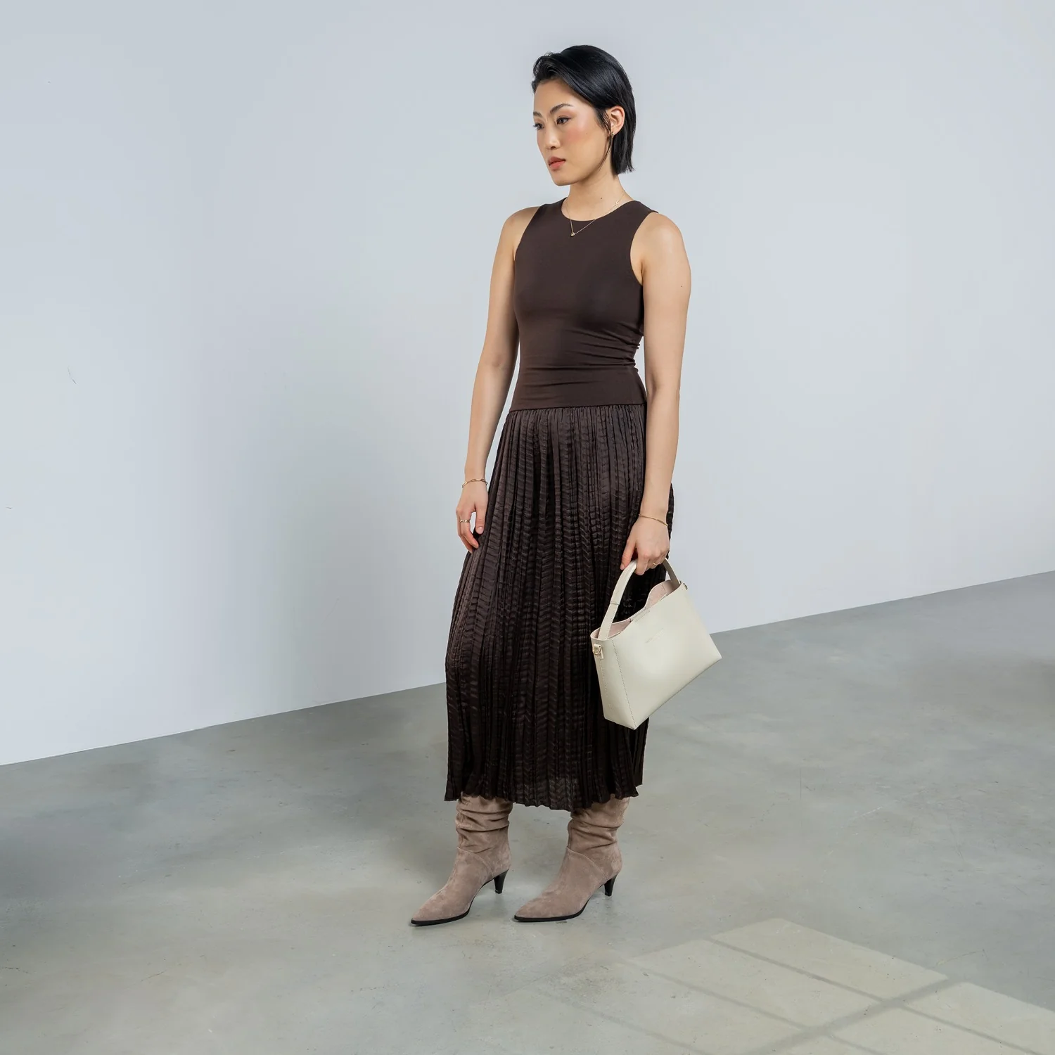 Isabel Bernard Montmartre Béatrice Midi creme vegetable tanned leather handbag IB25094-370 - Image 3
