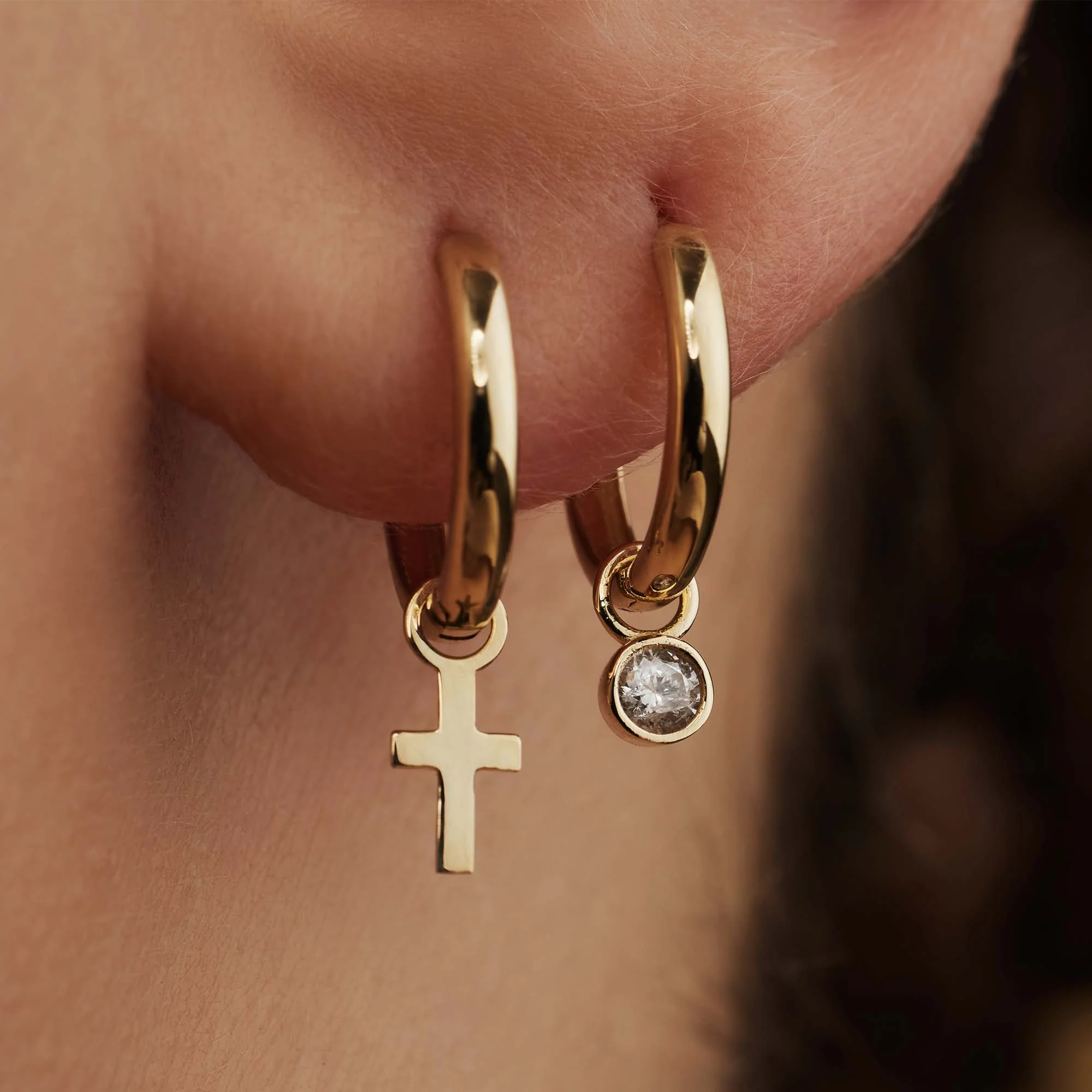 Isabel Bernard Rivoli Aélys 14 Carat Golden Hoop Earrings IB360156 - Image 3