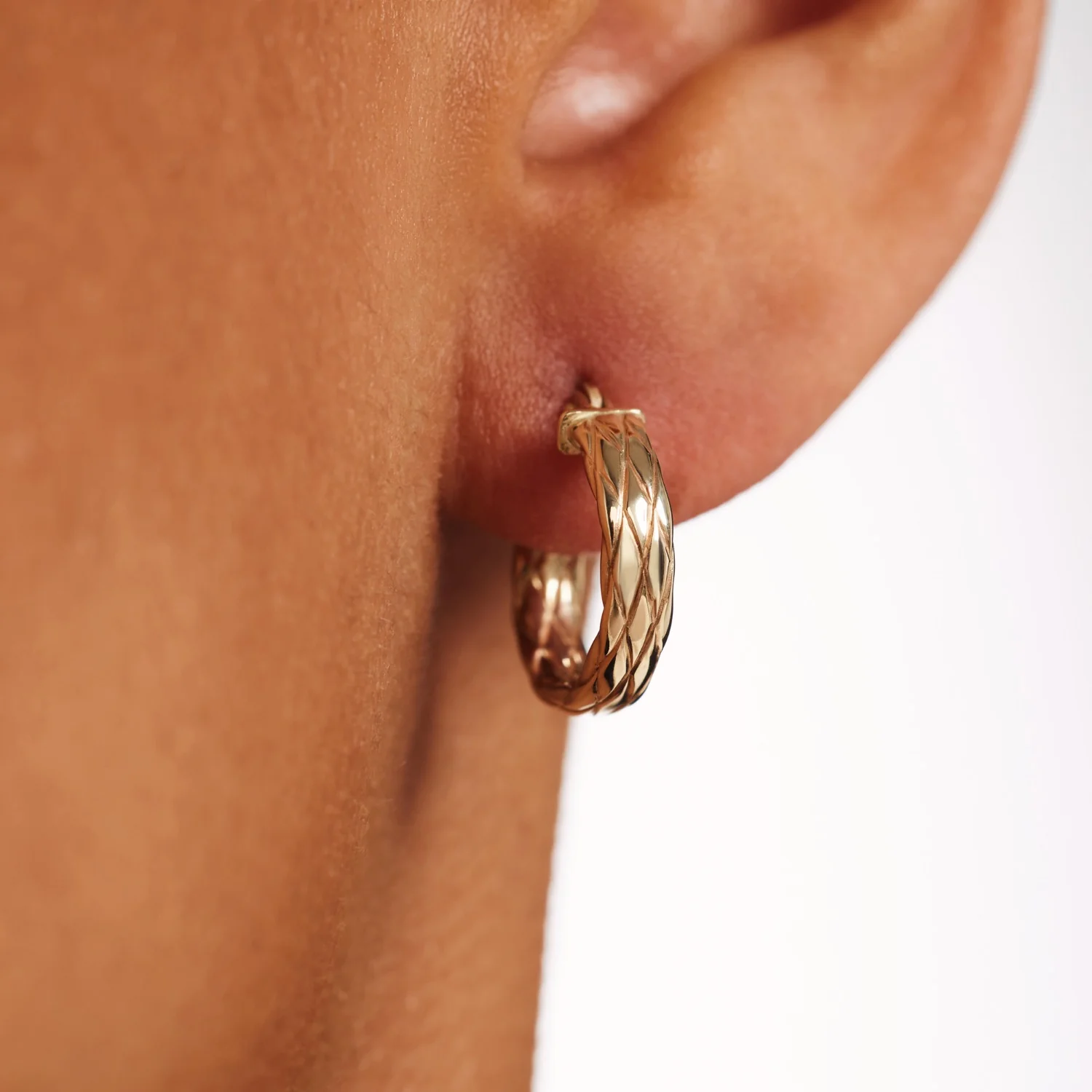 Isabel Bernard Rivoli Aurelle 14 karat gold hoop earrings IB360278 - Image 2