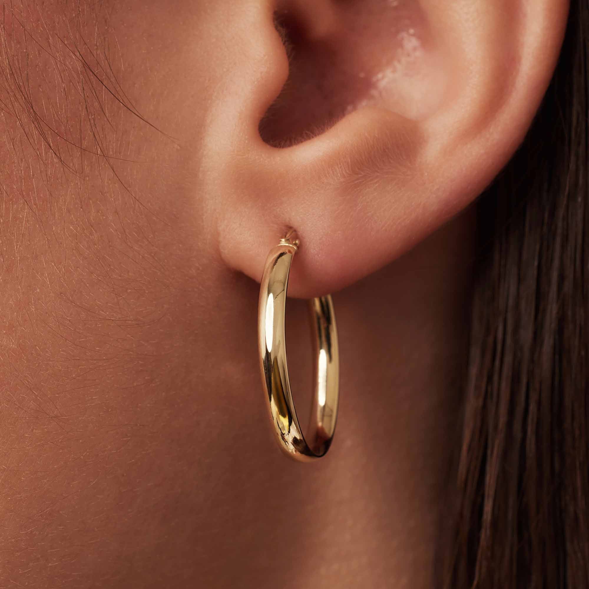 Isabel Bernard Rivoli Flori 14 carat Gold Hoop Earrings IB360254 - Image 4