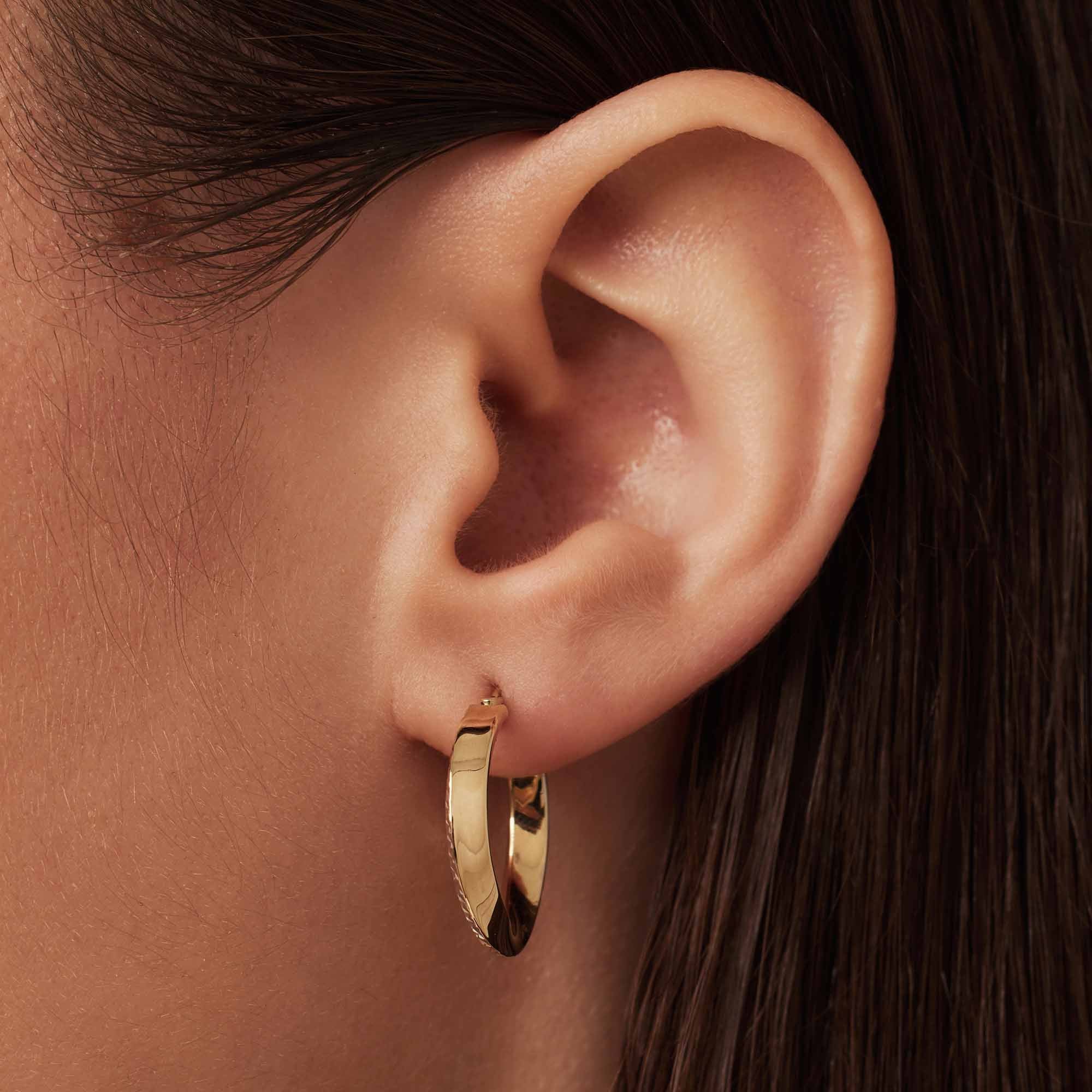 Isabel Bernard Rivoli Laura 14 carat Gold Hoop Earrings with Diamond Cut IB360258 - Image 2