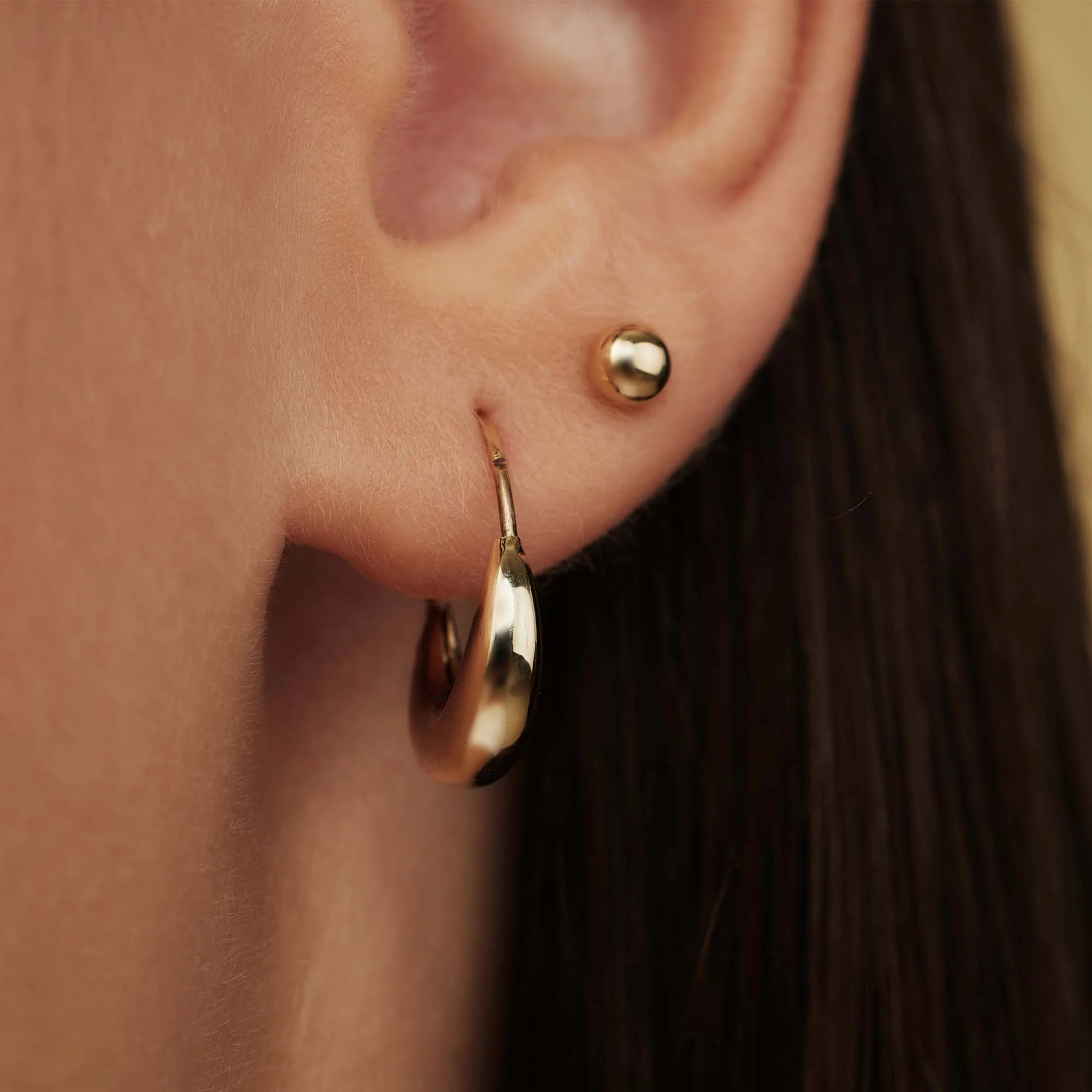 Isabel Bernard Rivoli Maryn 14 Carat Golden Hoop Earrings IB360203 - Image 2