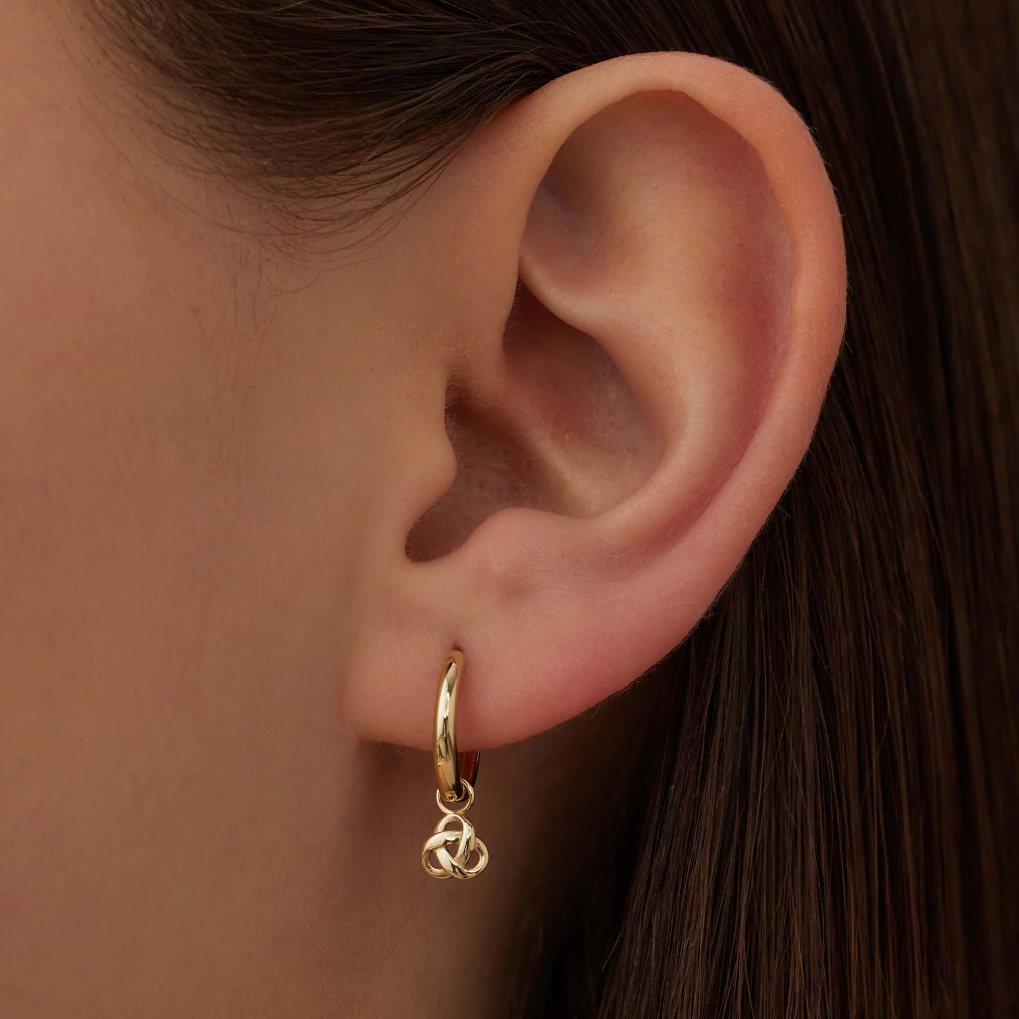 Isabel Bernard Rivoli Méline 14 Carat Golden Hoop Earrings IB360222 - Image 2