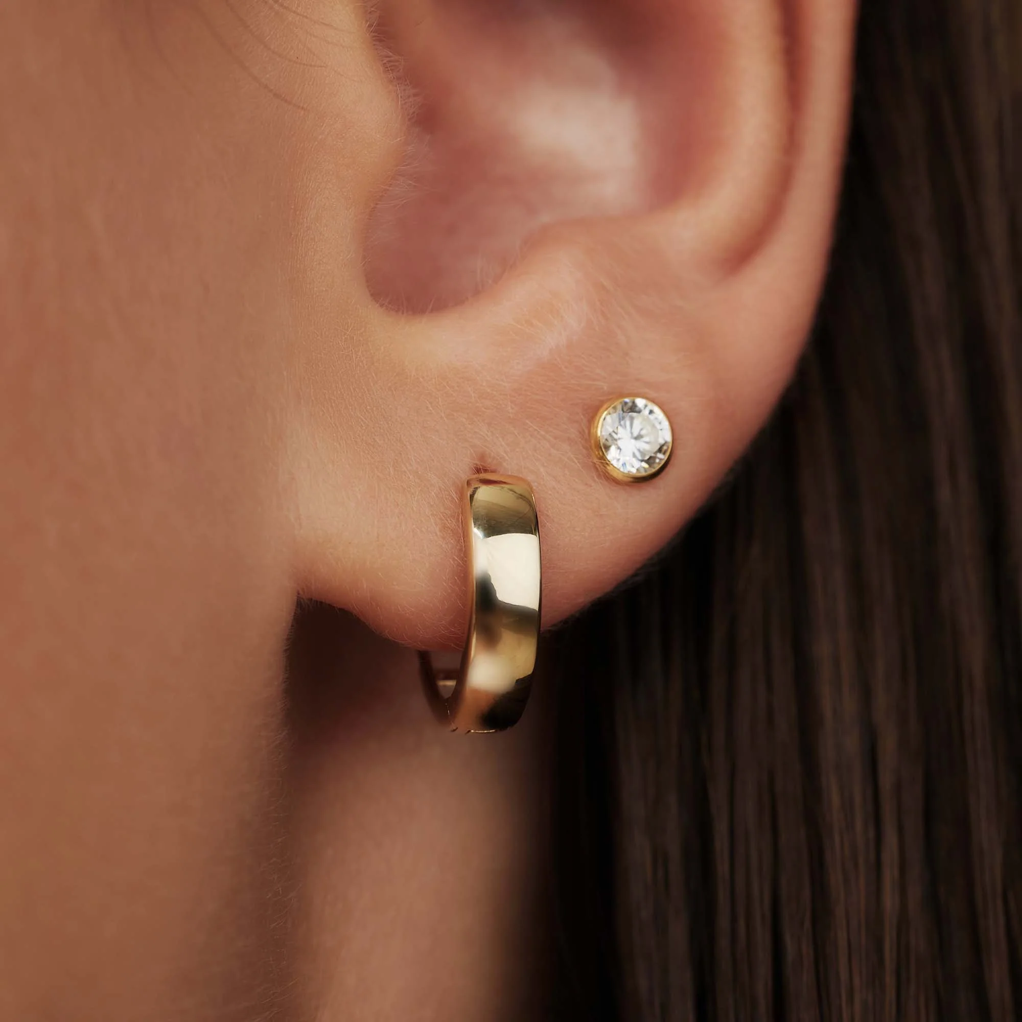 Isabel Bernard Rivoli Morgane 14 Carat Golden Hoop Earrings IB360141 - Image 4
