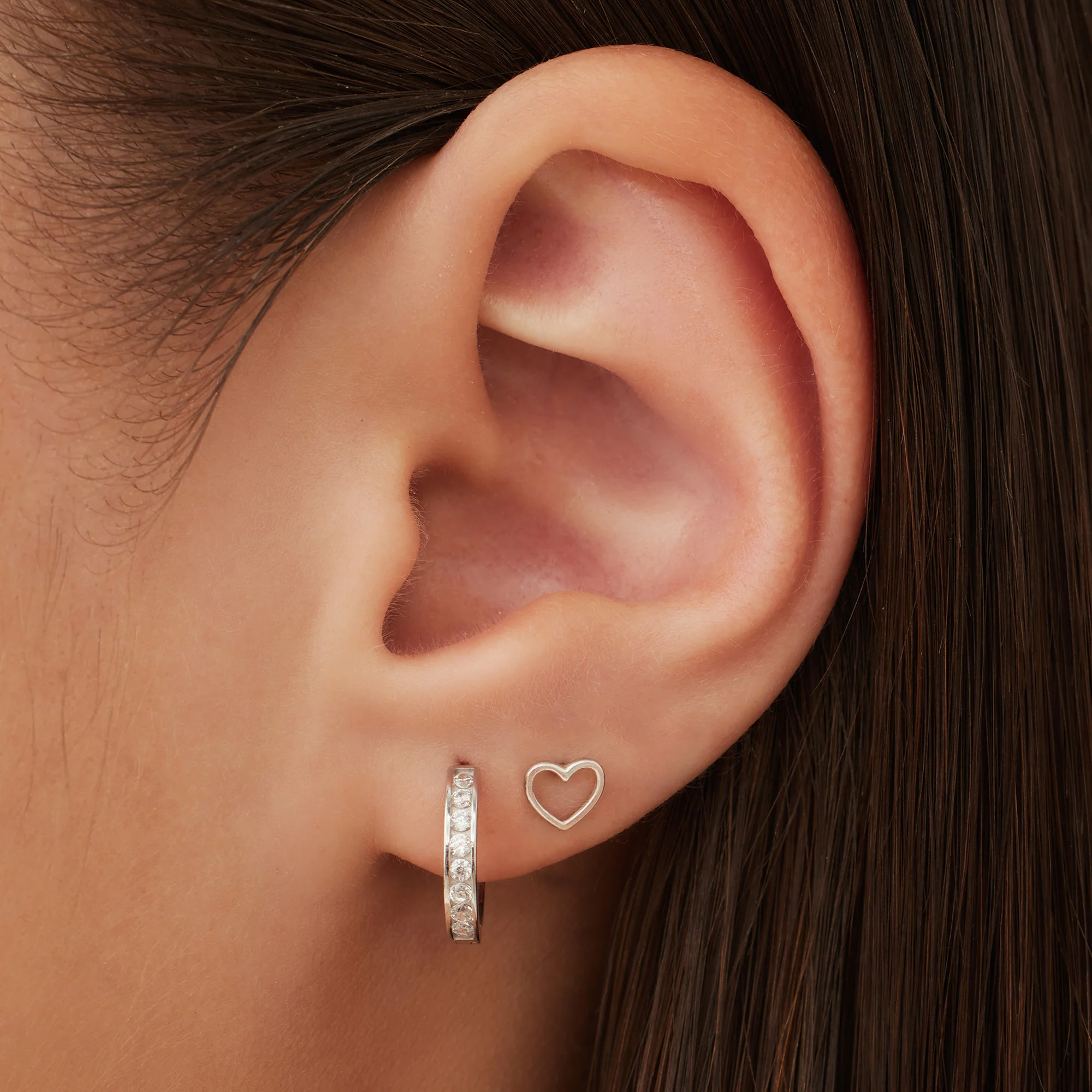 Isabel Bernard Saint Germain Amore 14 Carat Whitegold Ear Studs IB360230 - Image 2