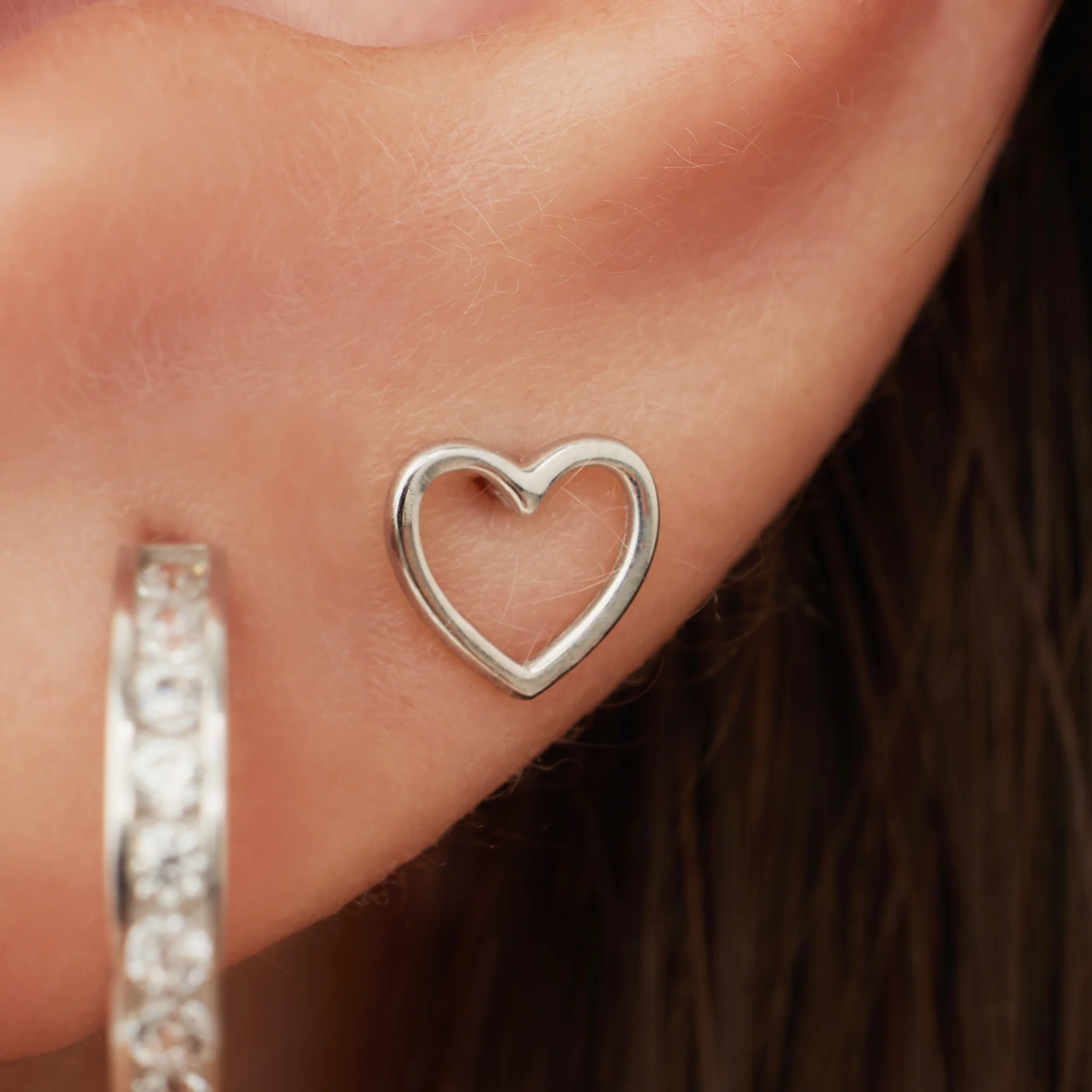 Isabel Bernard Saint Germain Amore 14 Carat Whitegold Ear Studs IB360230 - Image 3