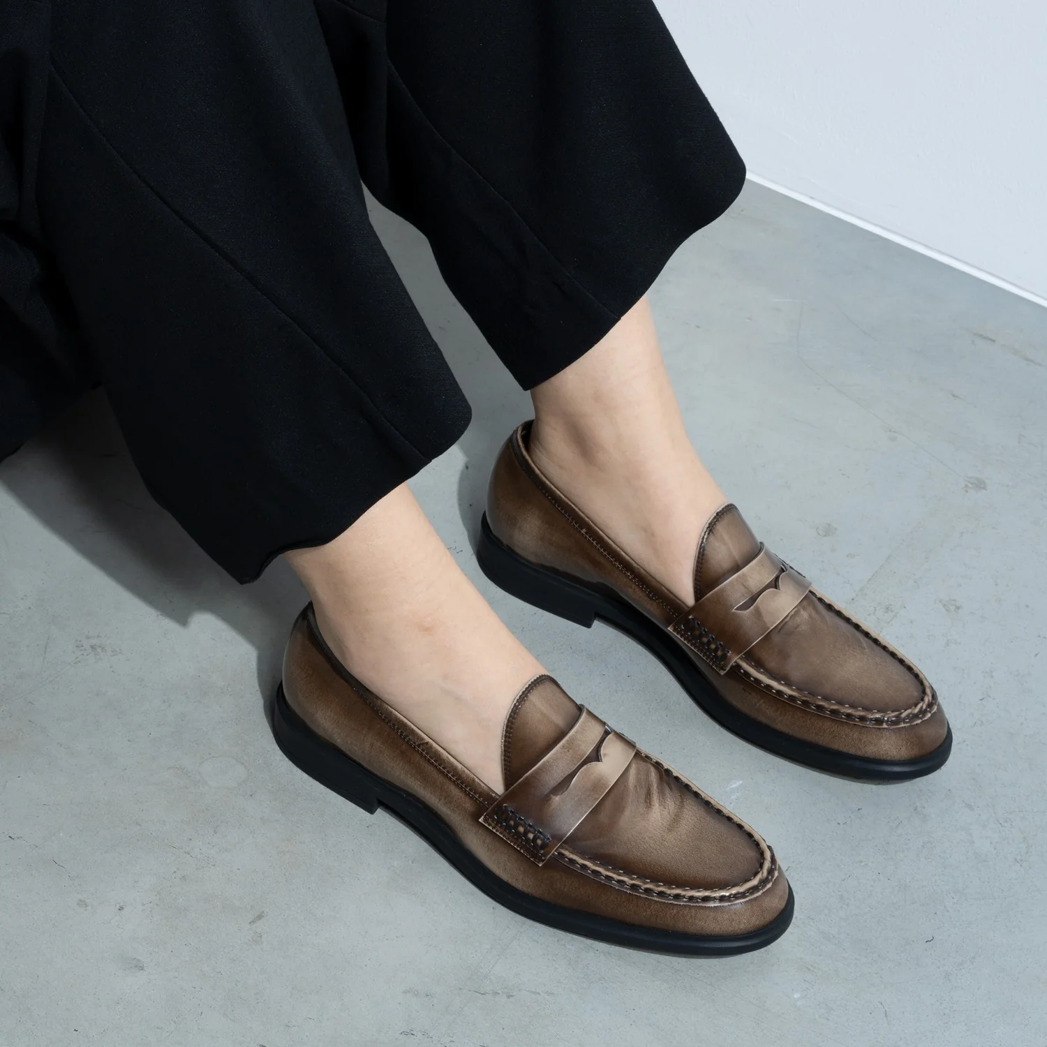 Isabel Bernard Vendôme Blandine mocha spazzolato leather loafers IB51015-639-36 - Image 2