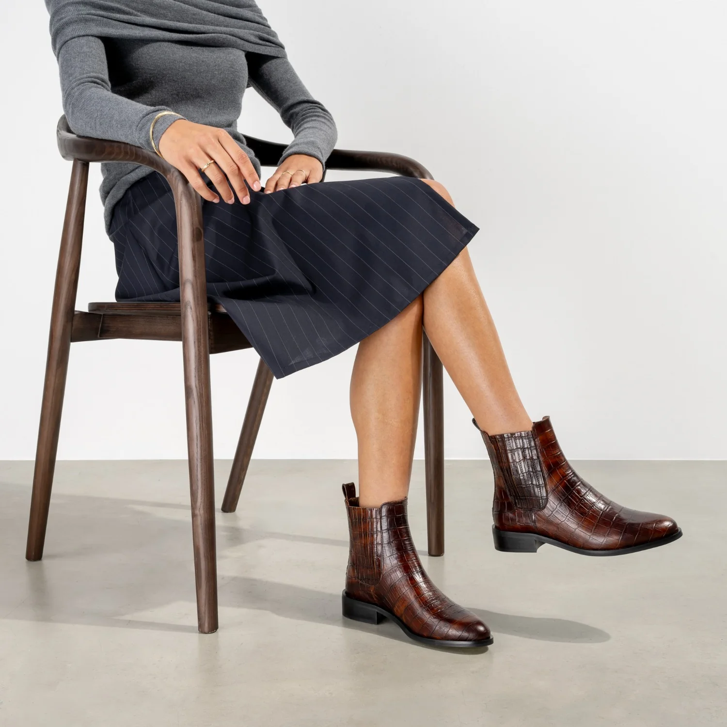 Isabel Bernard Vendôme Chey Croco Brown Calfskin Leather Chelsea Boots IB53012-230-36 - Image 2