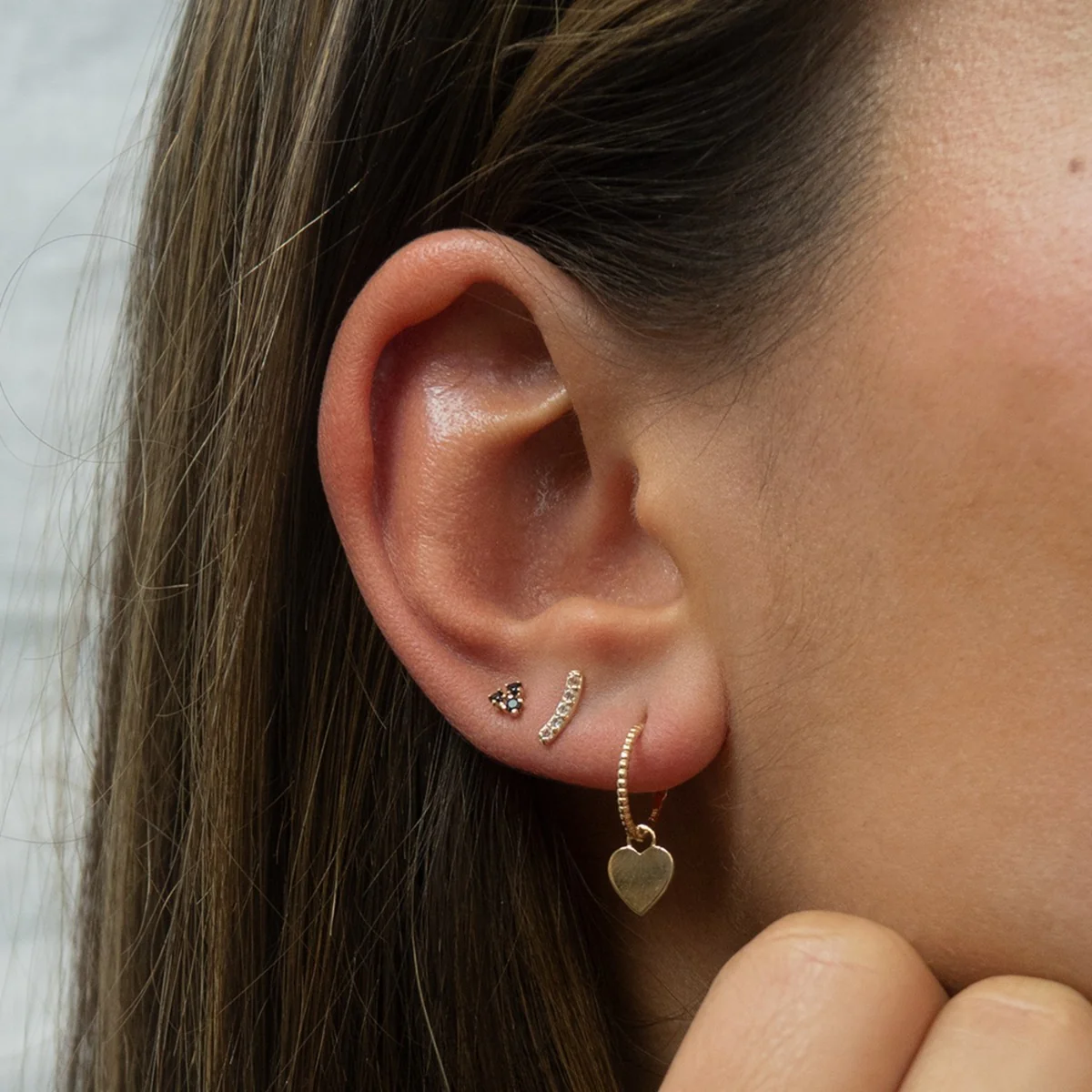 Jackie Gold 14 karat gold Ear Stud JKE23.012 - Image 2