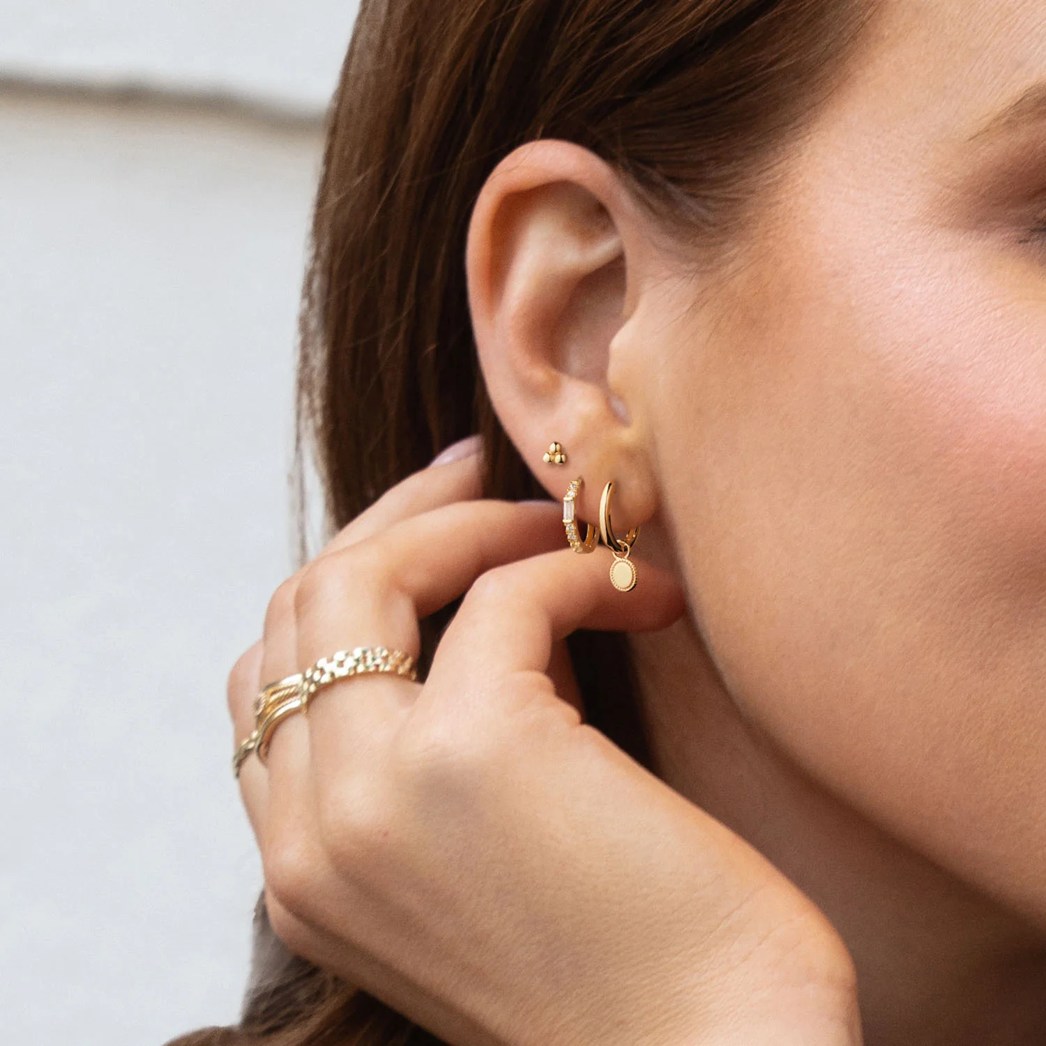 Jackie Gold Old Mill 14 Karat Gold Studs JKE25.432 - Image 2