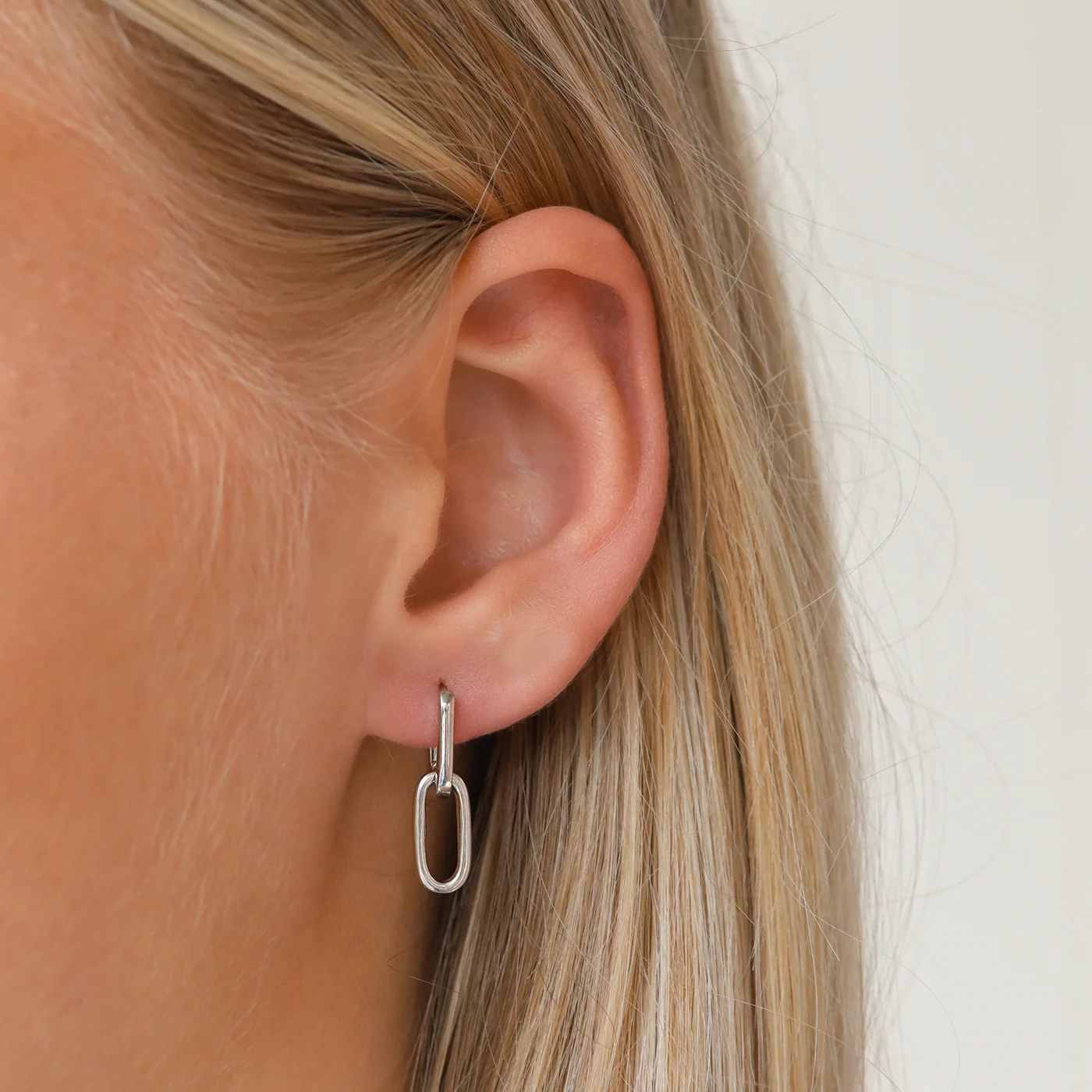 Karma Hoops Silver Hoop Earrings H205S - Image 2
