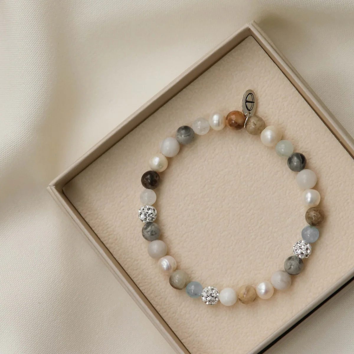 Karma White Bracelet BPS01 - Image 3