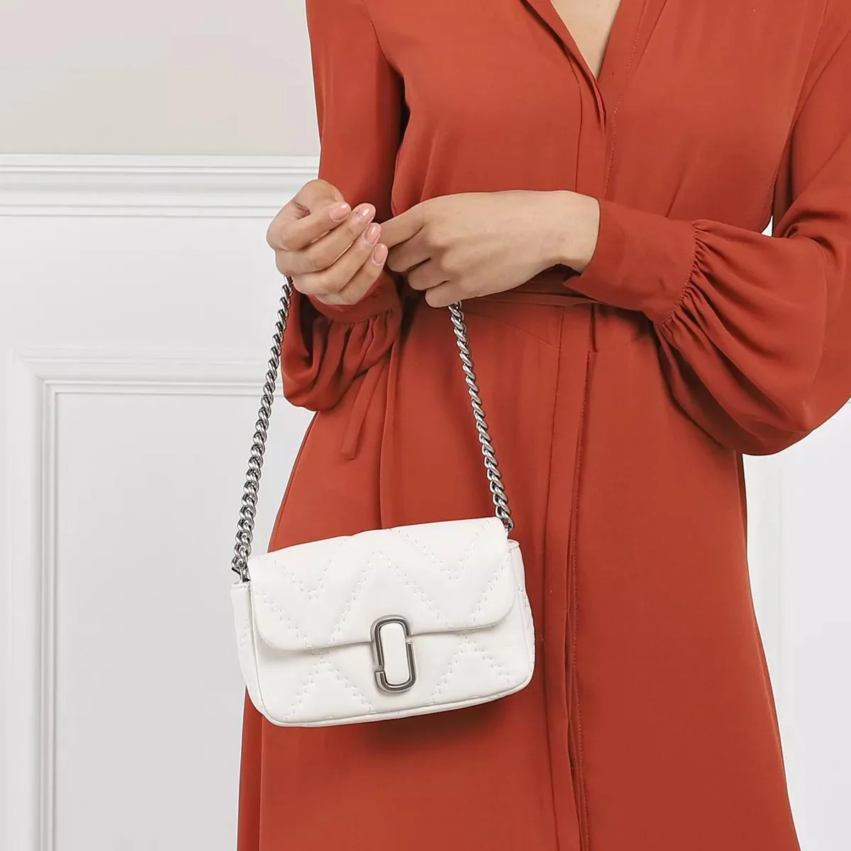 Marc Jacobs The Mini Bag White Crossbody Bag 2001-A0217525 - Image 3
