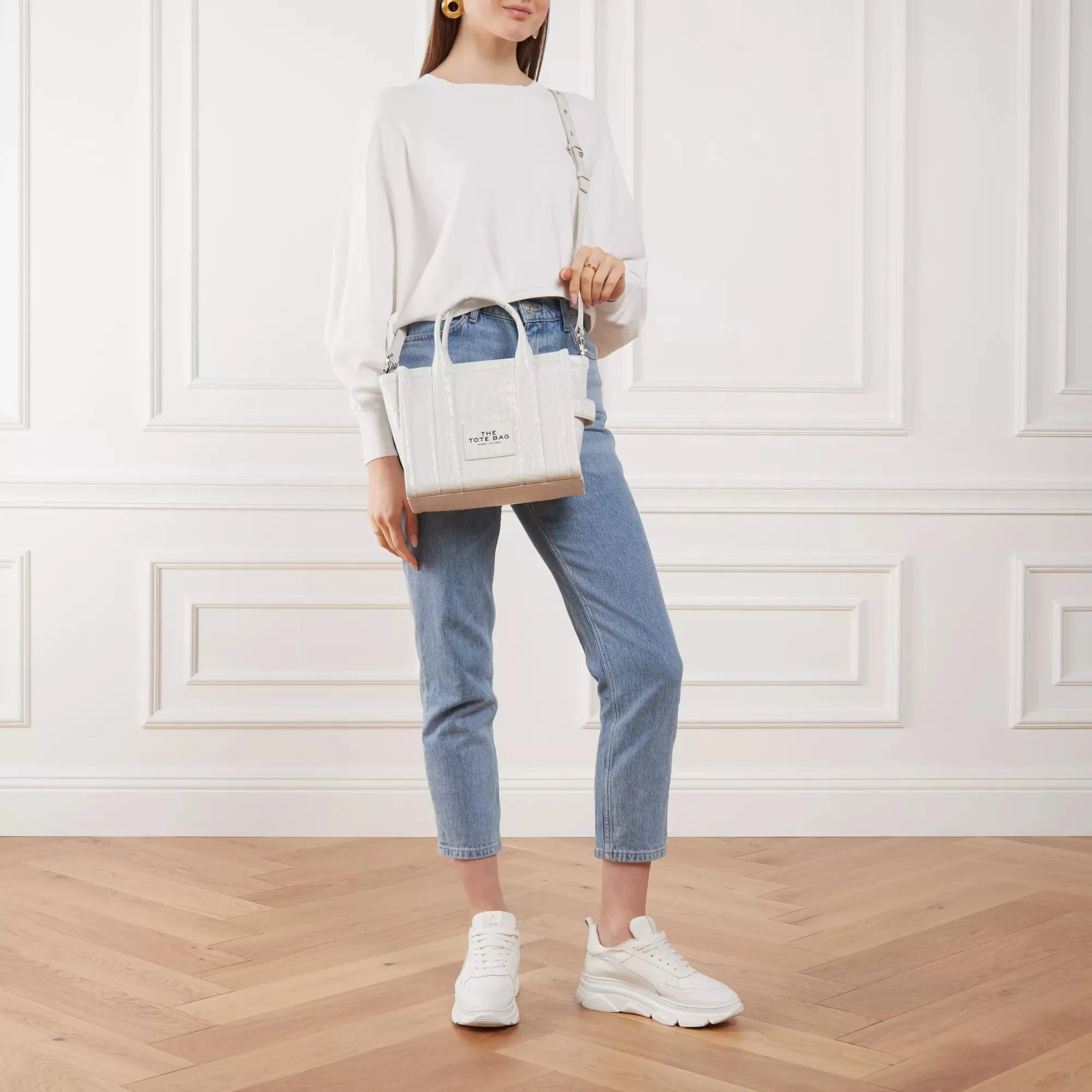 Marc Jacobs White Tote Bag 2001-A0296303 - Image 2
