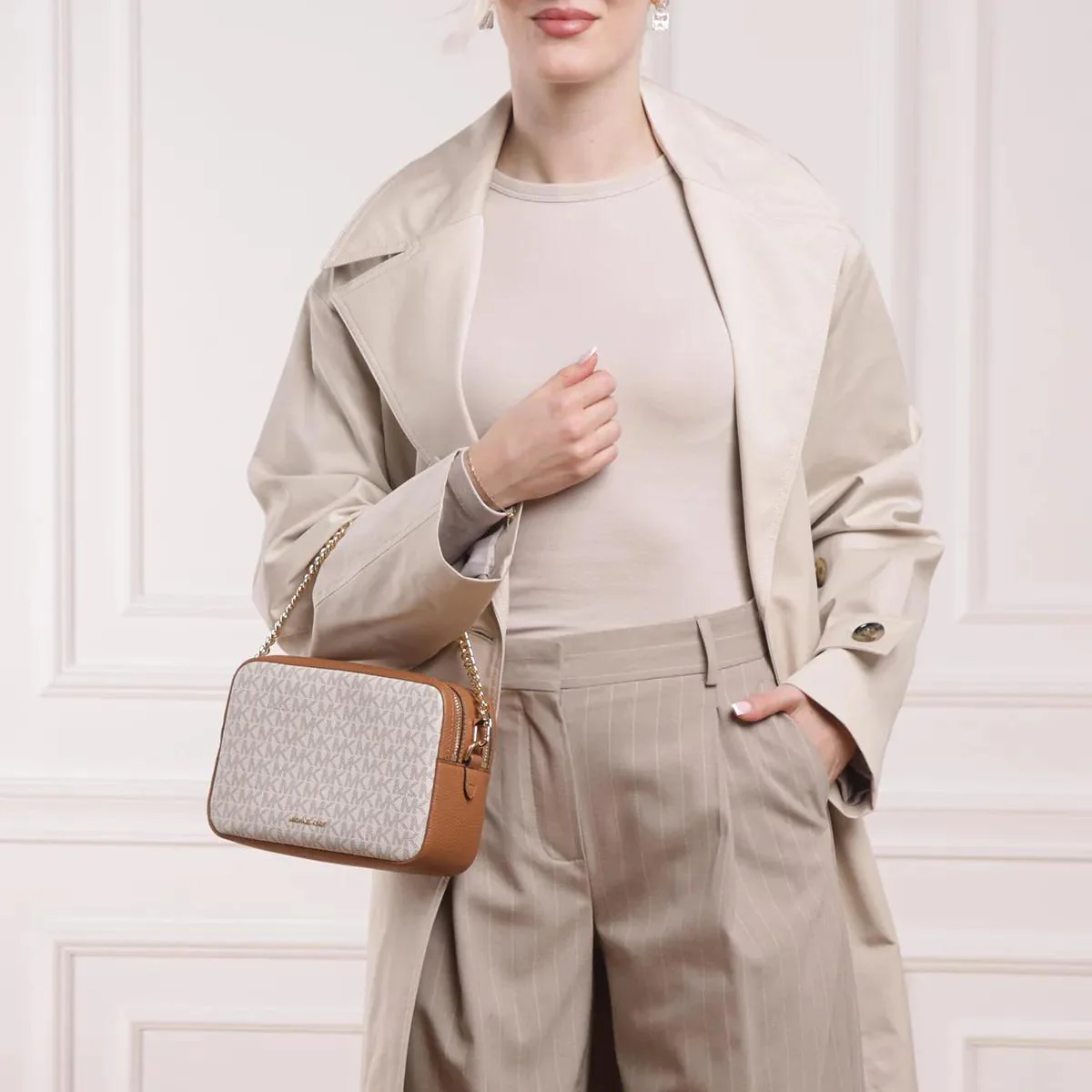 Michael Kors Cognac Camera Bag 2001-A0539610 - Image 2