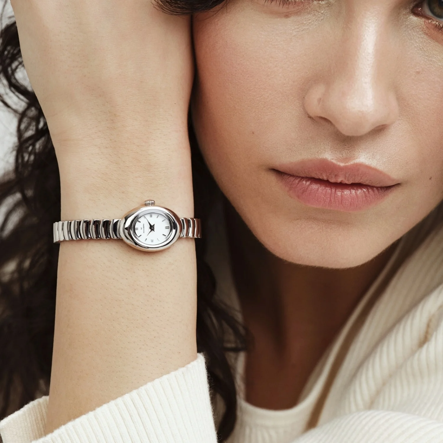 Mockberg Belle Oval Petite Women's Watch MB1417 - Image 2