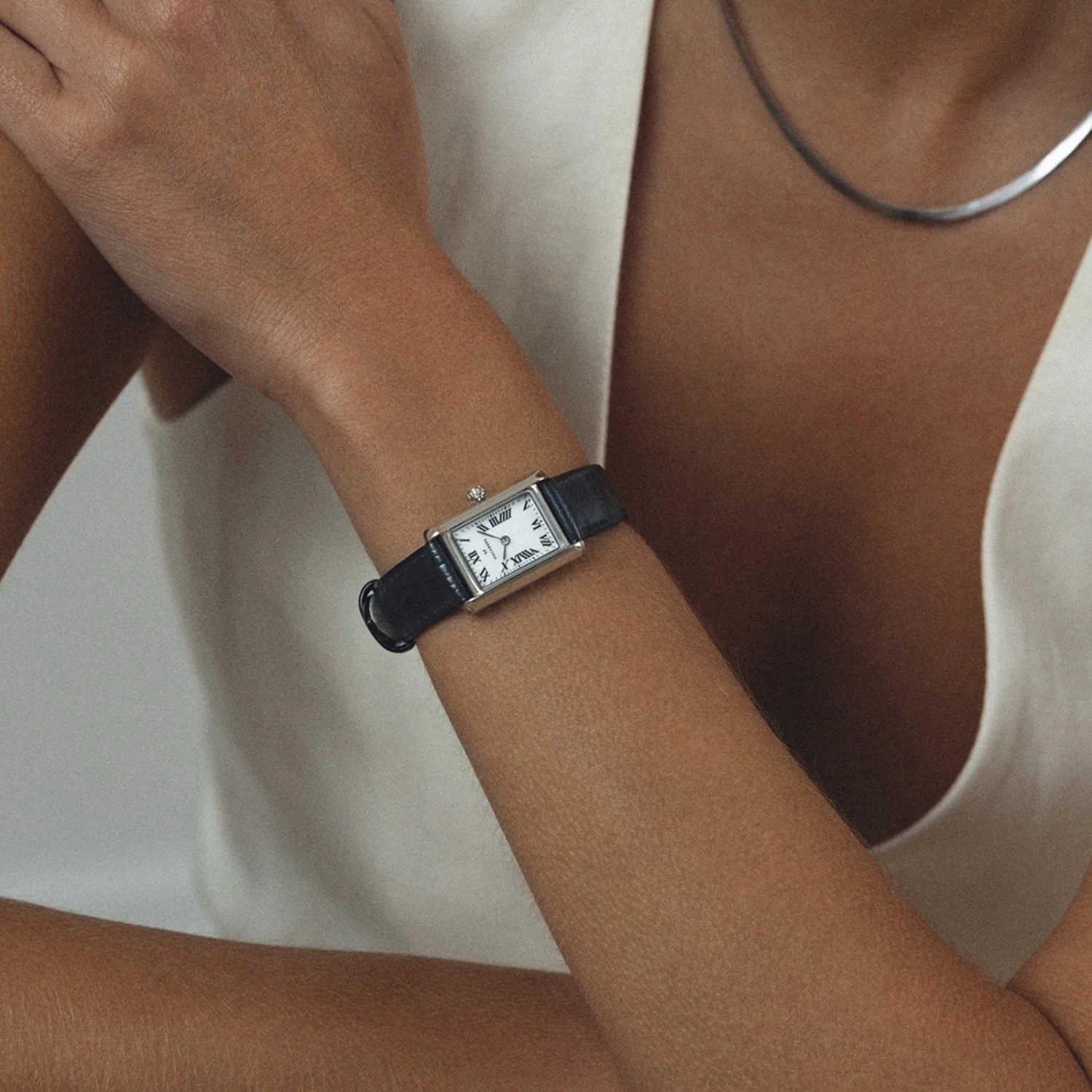 Mockberg Timeless Black Leather Women's Watch MB0246 - Image 4