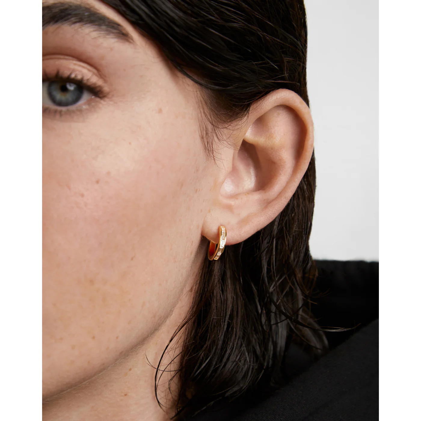 P D Paola The New Essentials 18 karat gold plated Earrings AR01-960-U - Image 2