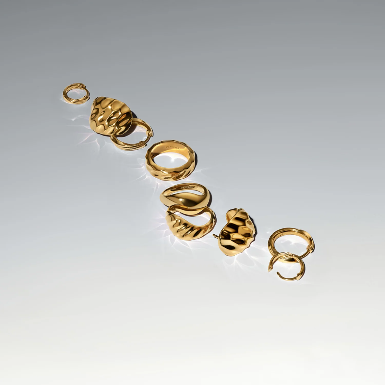 Pandora Essence Gold Plated Rippled Statement Ring 163884C00-52 - Image 3