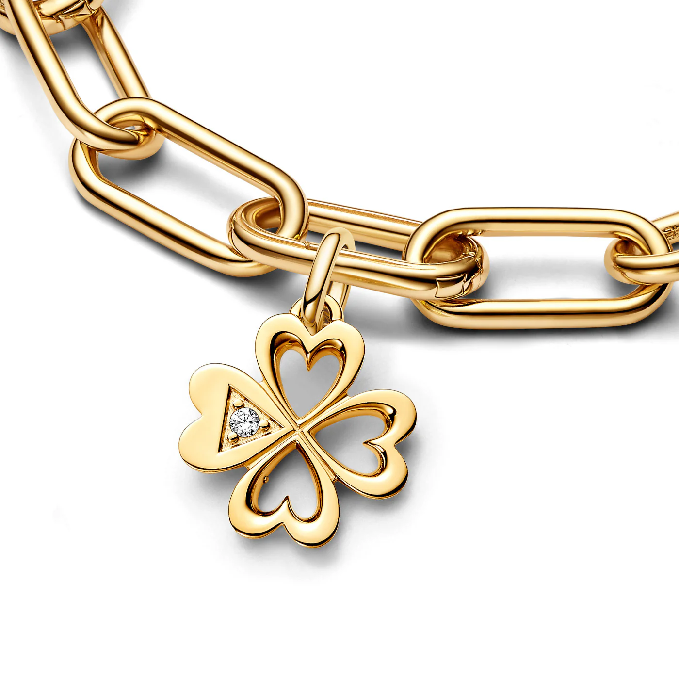 Pandora Me Heart Four-leaf Clover Charm 763034C01with14 Carat Gold Plating - Image 2