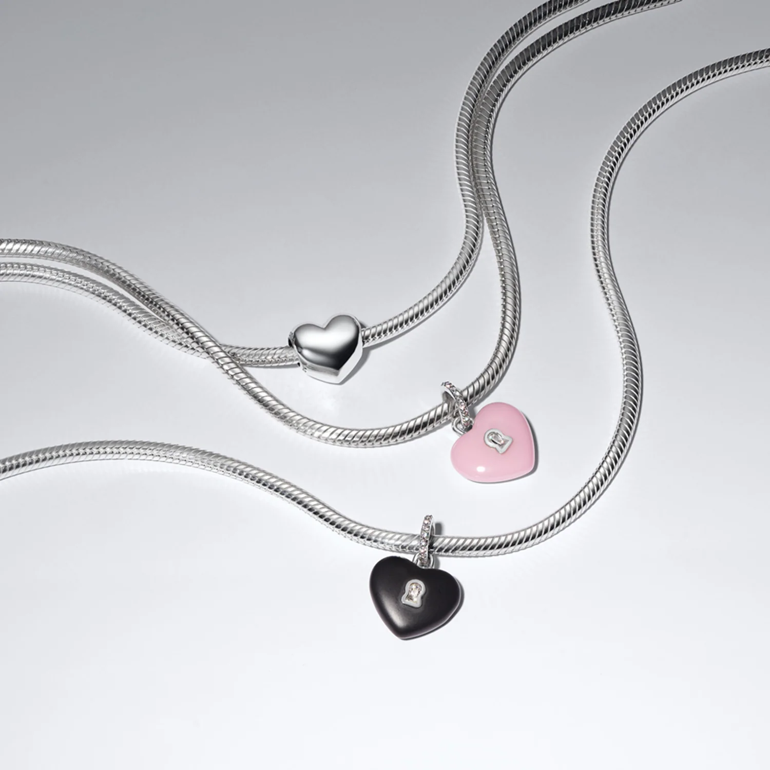 Pandora Moments 925 Sterling Silver Matte Black Ceramic Heart Padlock Pendant 794424C02 - Image 3