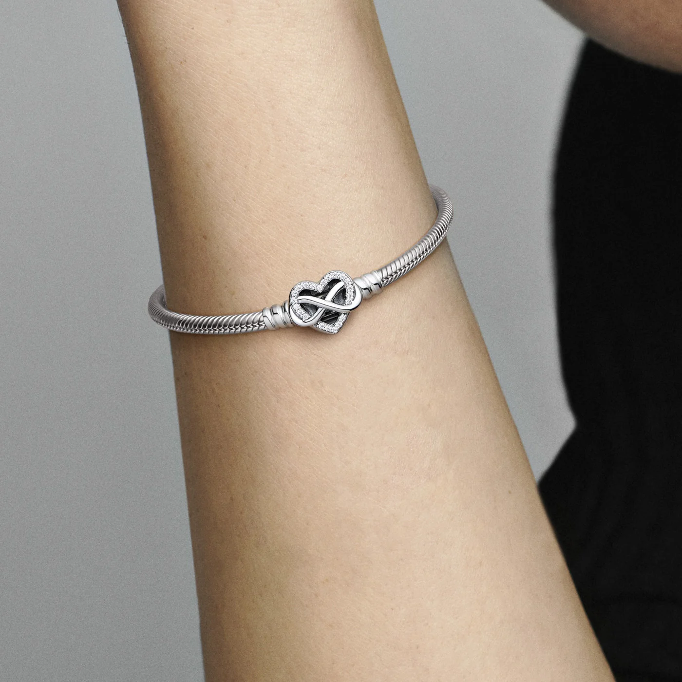 Pandora Moments 925 Sterling Silver Sparkling Infinity Heart Clasp Bracelet 592645C01-20 - Image 3