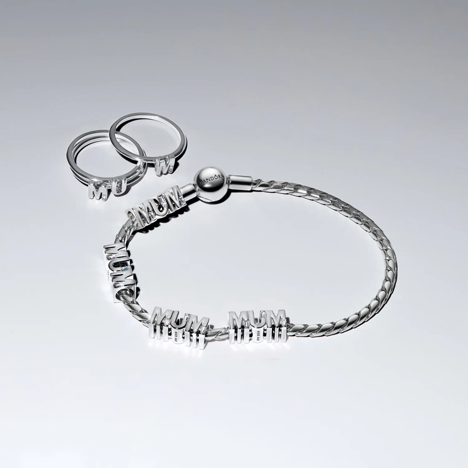 Pandora Moments Reversible Mum Charm 794455C01 - Image 3