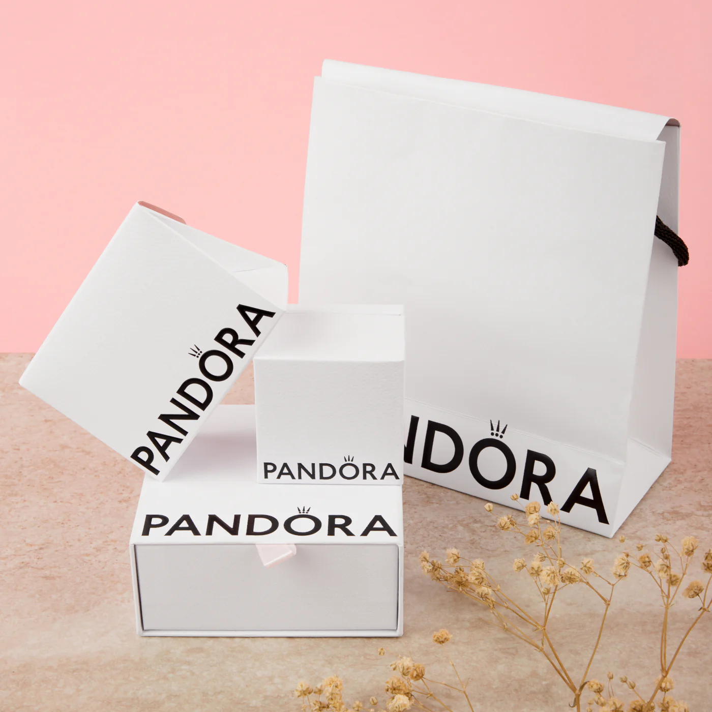 Pandora Signature Gold-coloured Pavé Heart Hoop Earrings with 14 Carat Gold Plating 266317C01 - Image 2