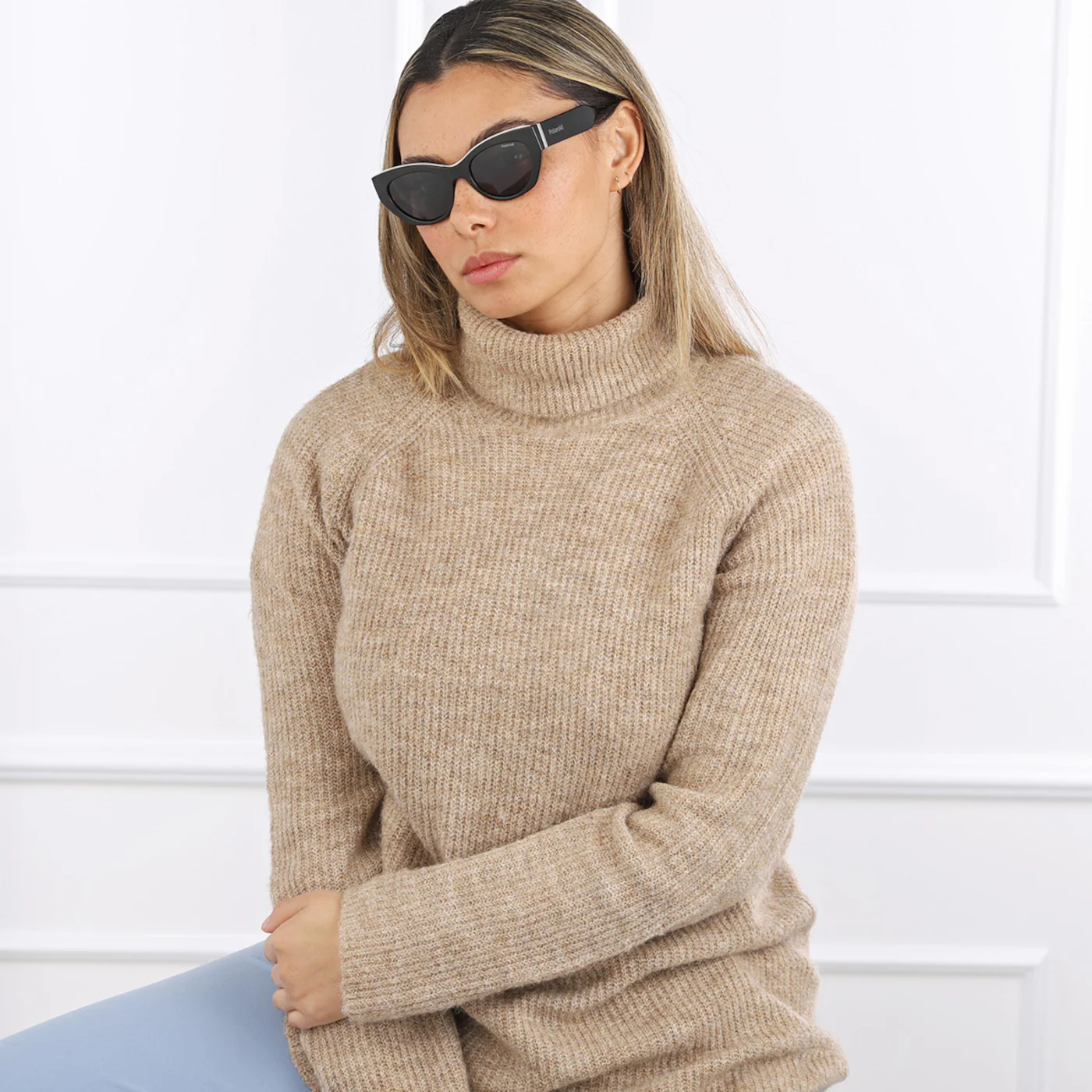 Polaroid Black Sunglasses 20569380750M9 - Image 2