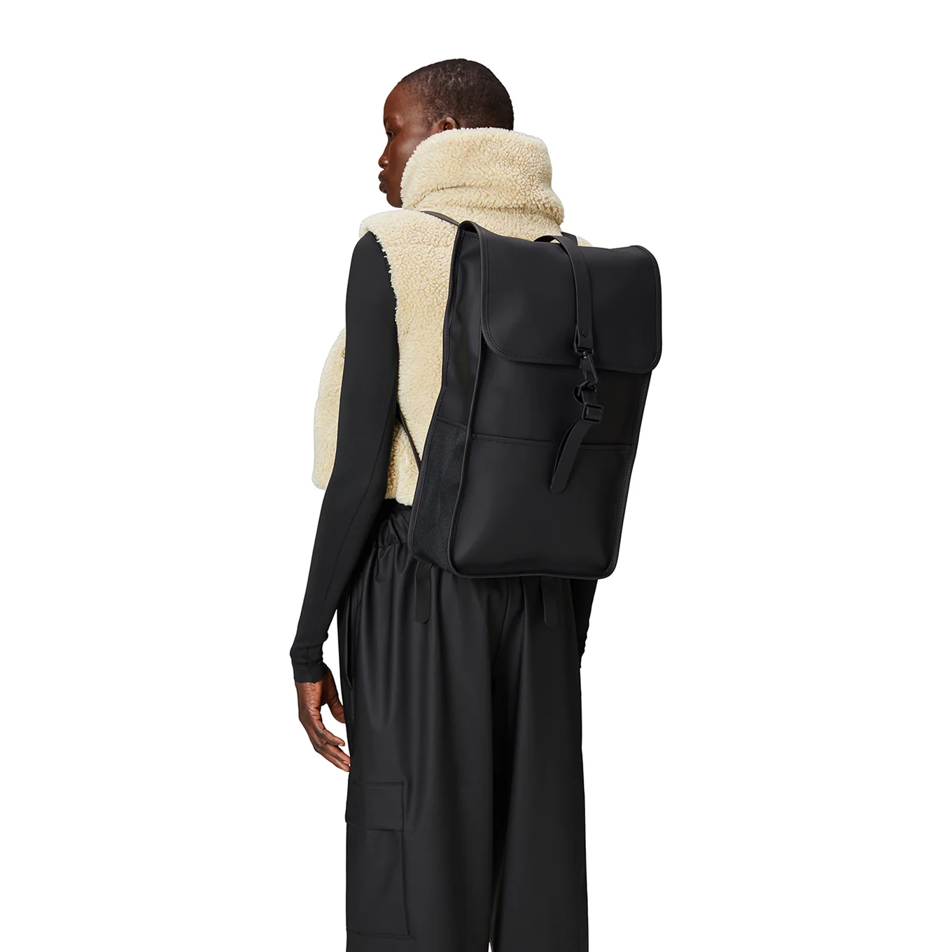 Rains Black Backpack R13000-01 - Image 2