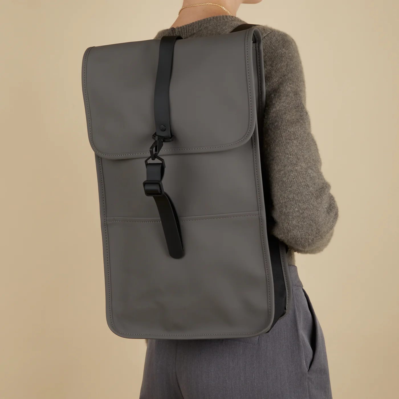 Rains Grey Backpack R13000-13 - Image 2