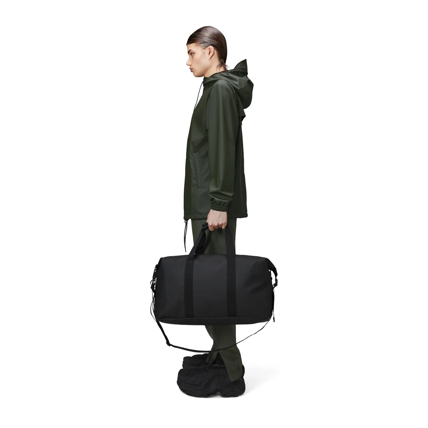 Rains Hilo Black Travel Bag R14200-01 - Image 3