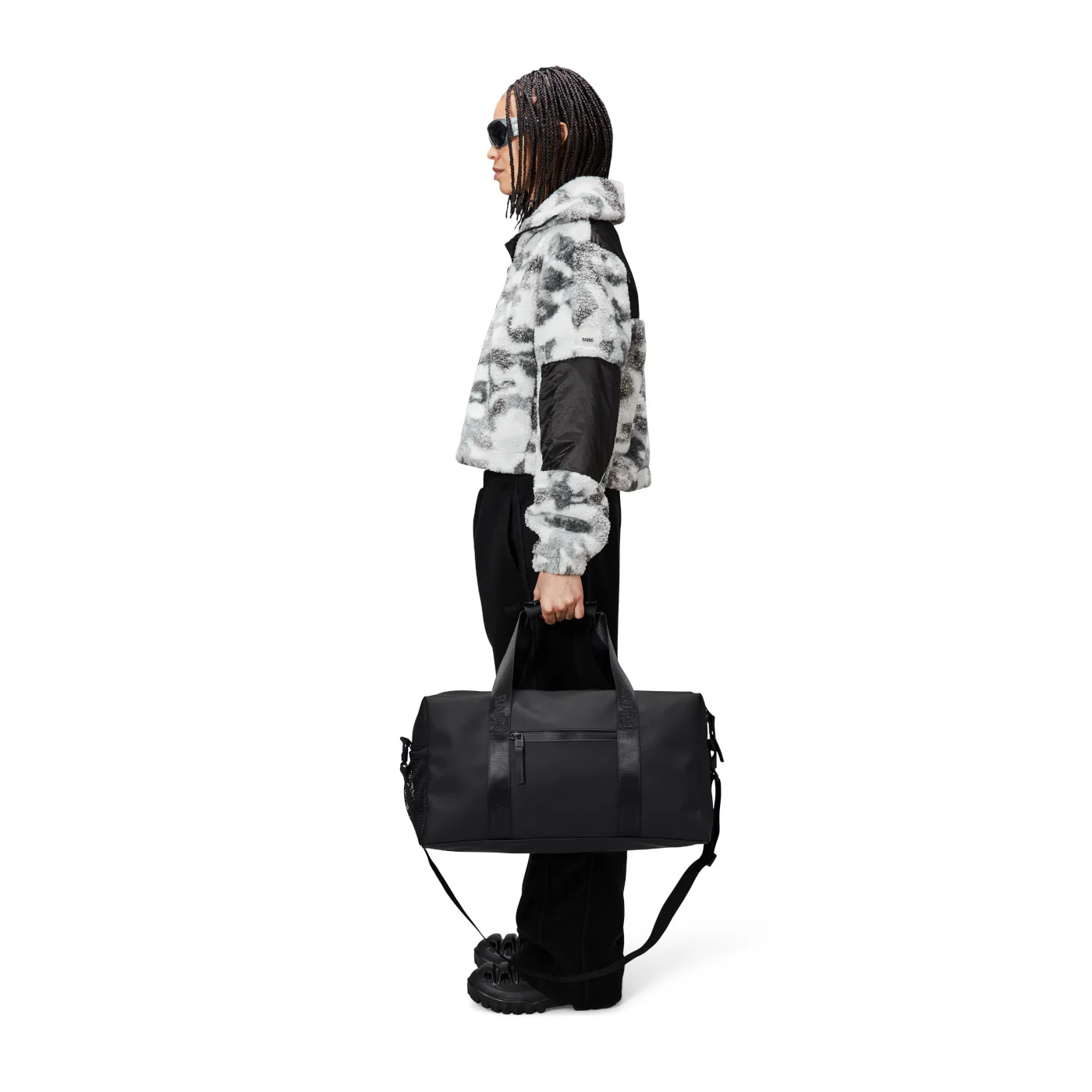 Rains Trail Black Travel bag R14380-01 - Image 3