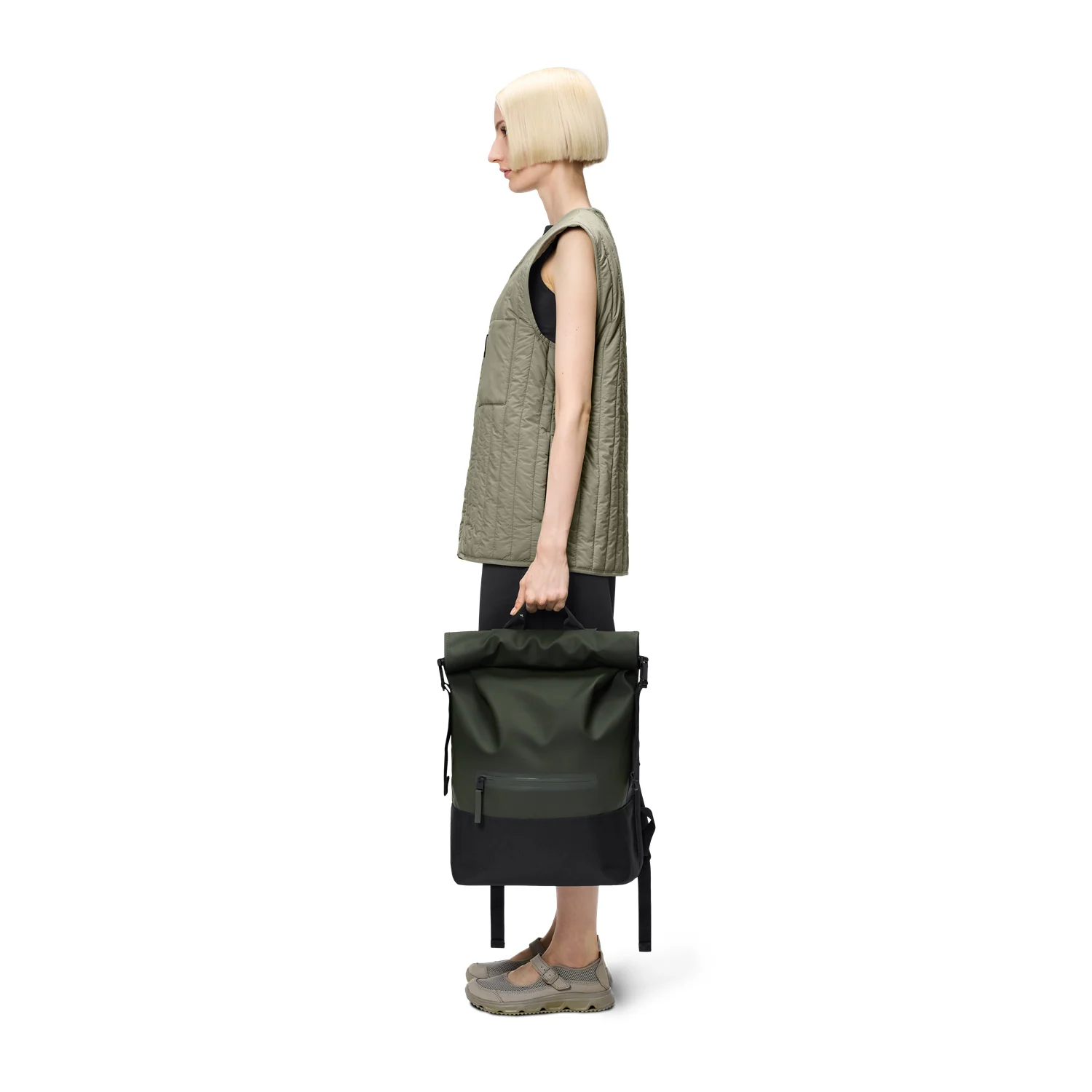 Rains Trail Green Rolltop Backpack R14320-03 - Image 2